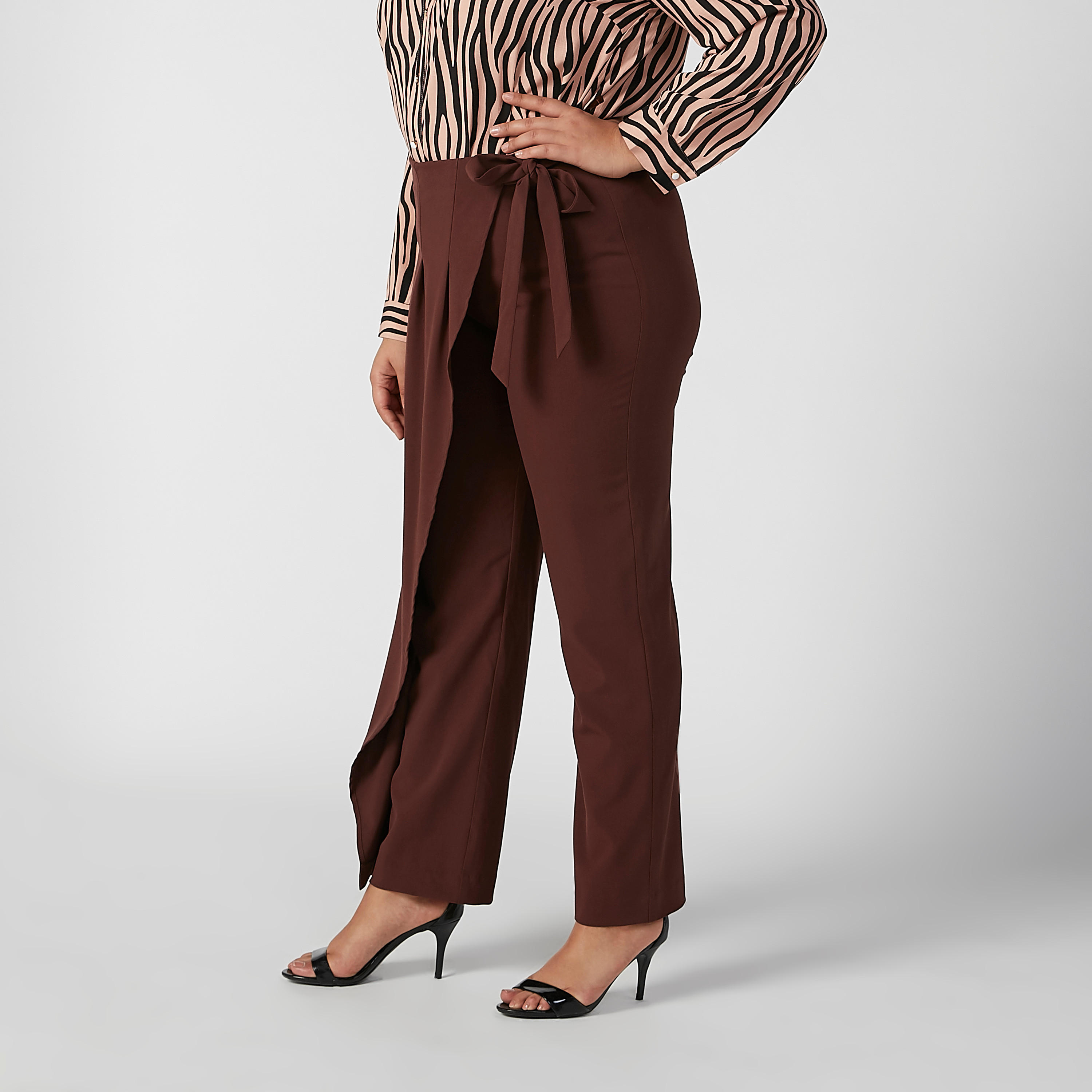 بنطلون بقصّة واسعة وخصر مرن وأربطة-women-clothing-bottoms-trousers-image-3