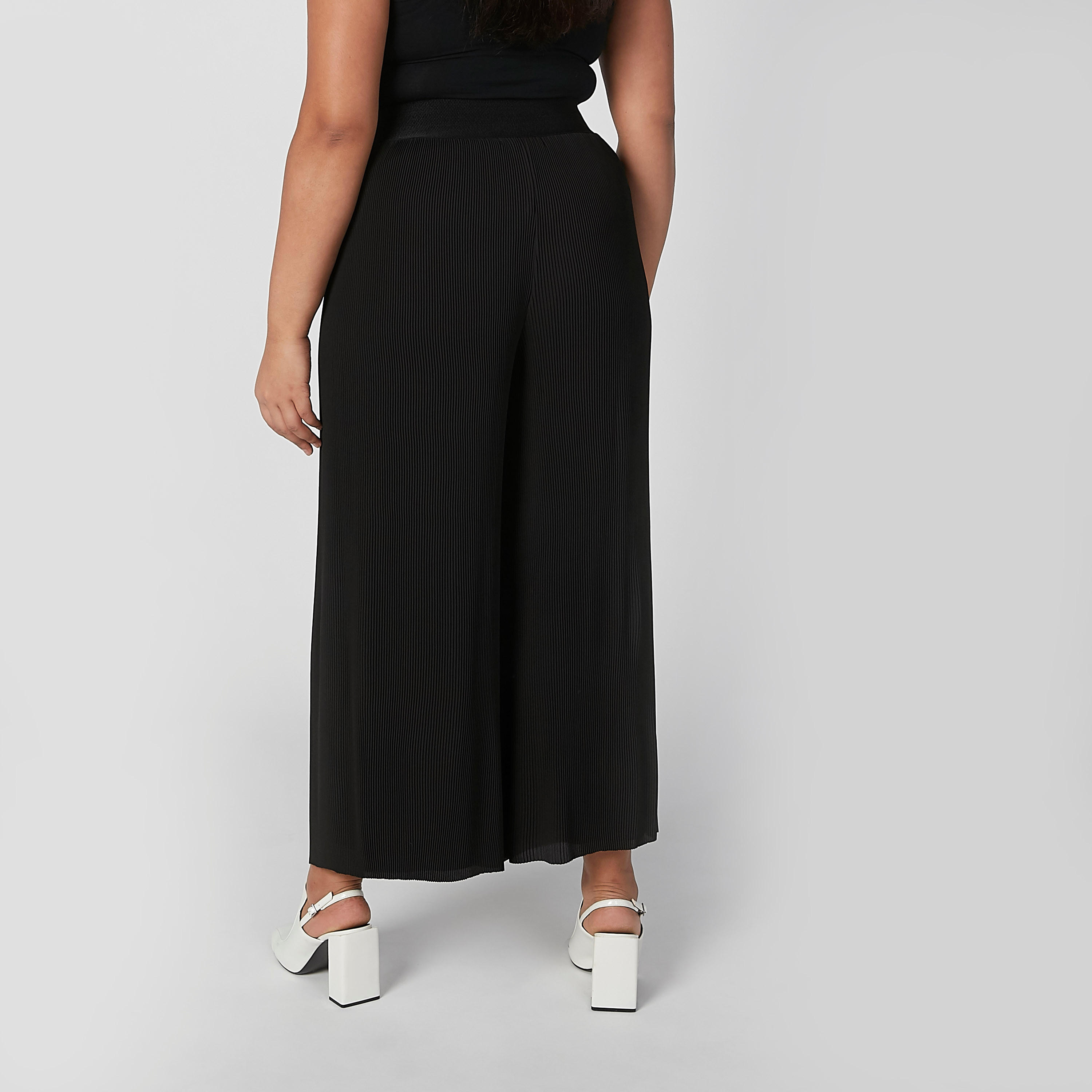 بنطلون بالازو بارز الملمس بخصر مطّاطي-women-clothing-bottoms-trousers-image-3