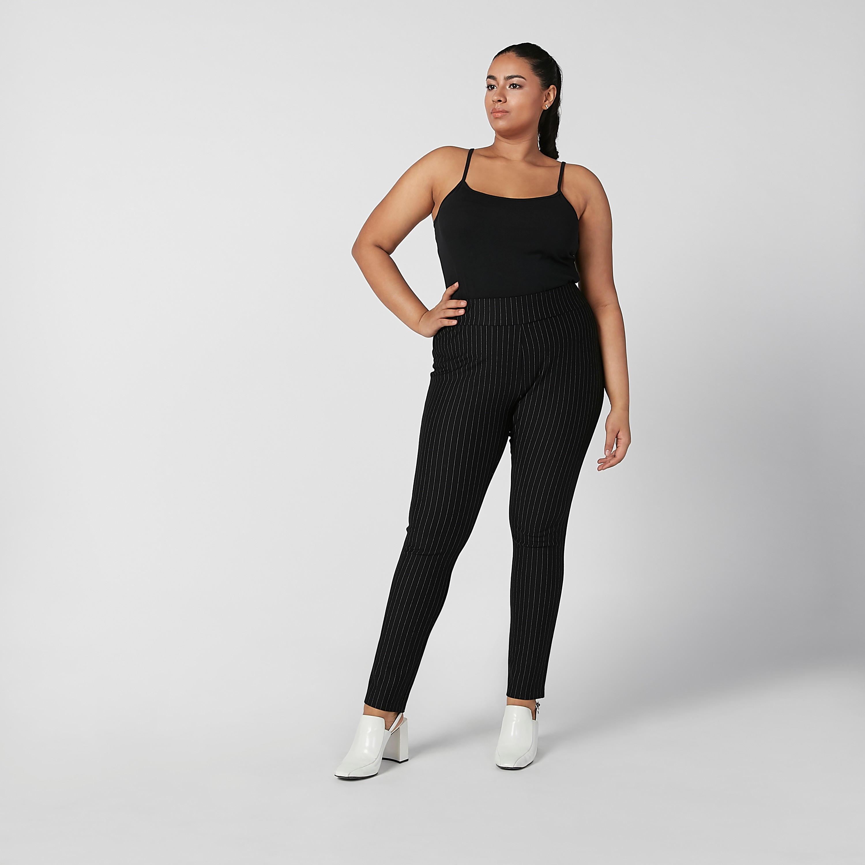 بنطلون مقلم بخصر مطّاطي-women-clothing-bottoms-trousers-image-2