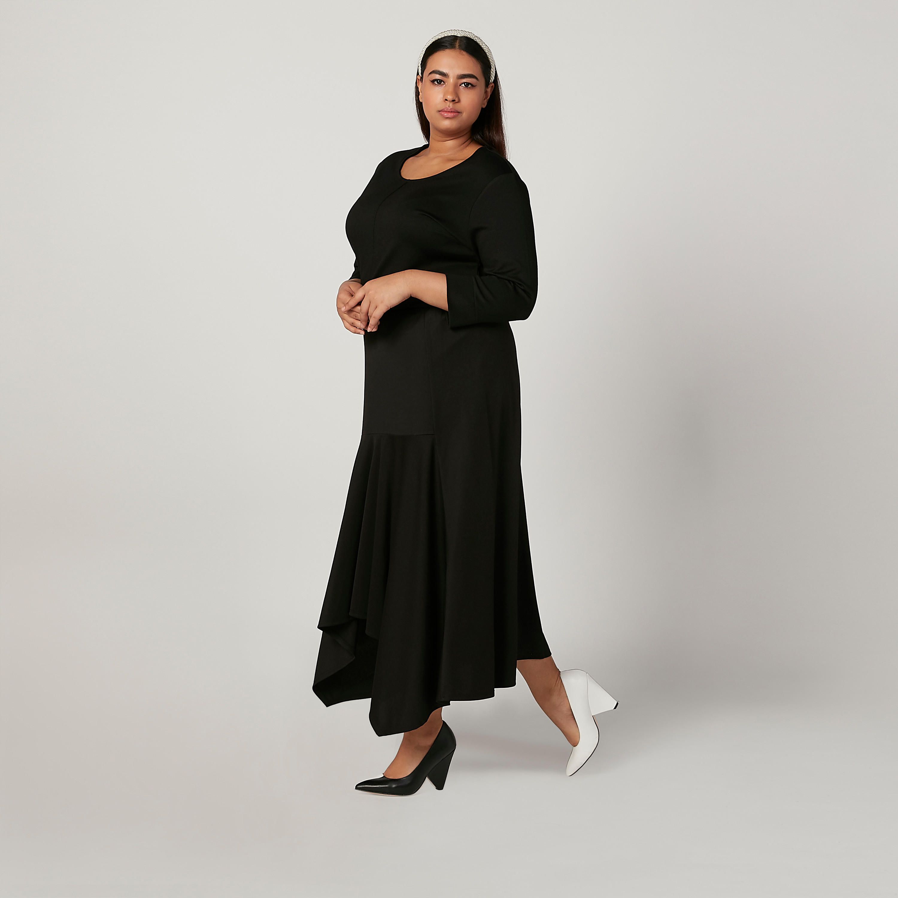 تنورة ميدي سادة بأطراف غير مستوية وخصر مطاطي-women-clothing-bottoms-skirts-image-2