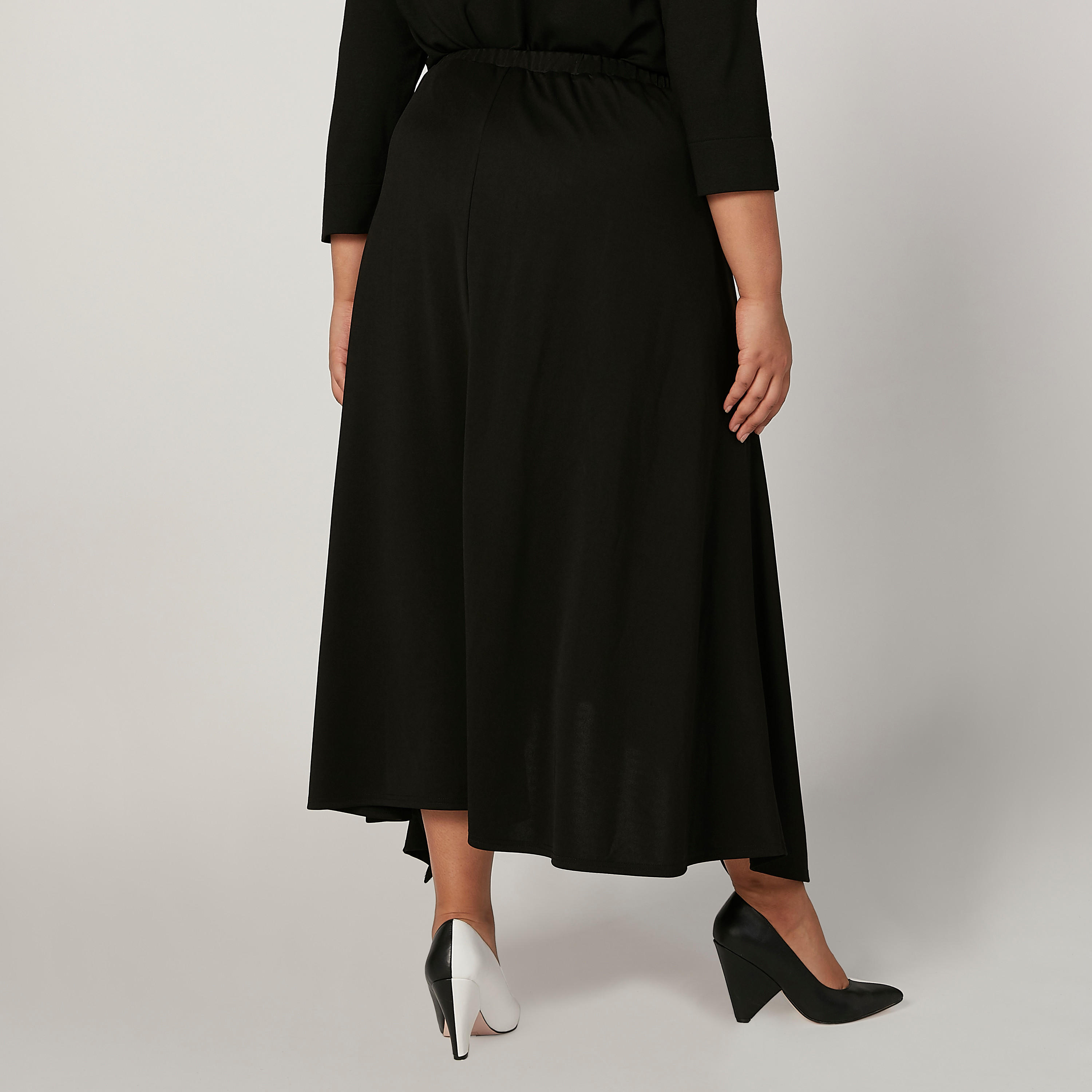 تنورة ميدي سادة بأطراف غير مستوية وخصر مطاطي-women-clothing-bottoms-skirts-image-4