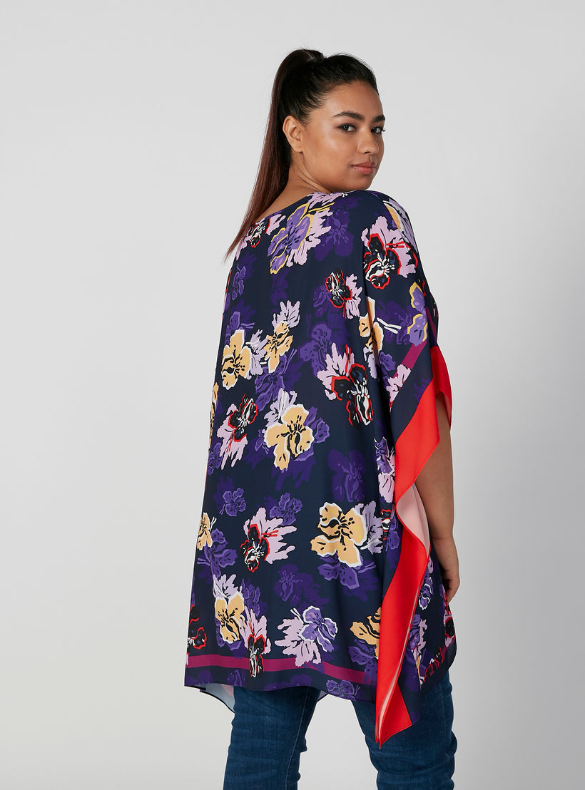 بلوزة بونشو بياقة قارب وأكمام متصلة وطبعات زهرية-women-clothing-shirtsandblouses-blouses-image-4