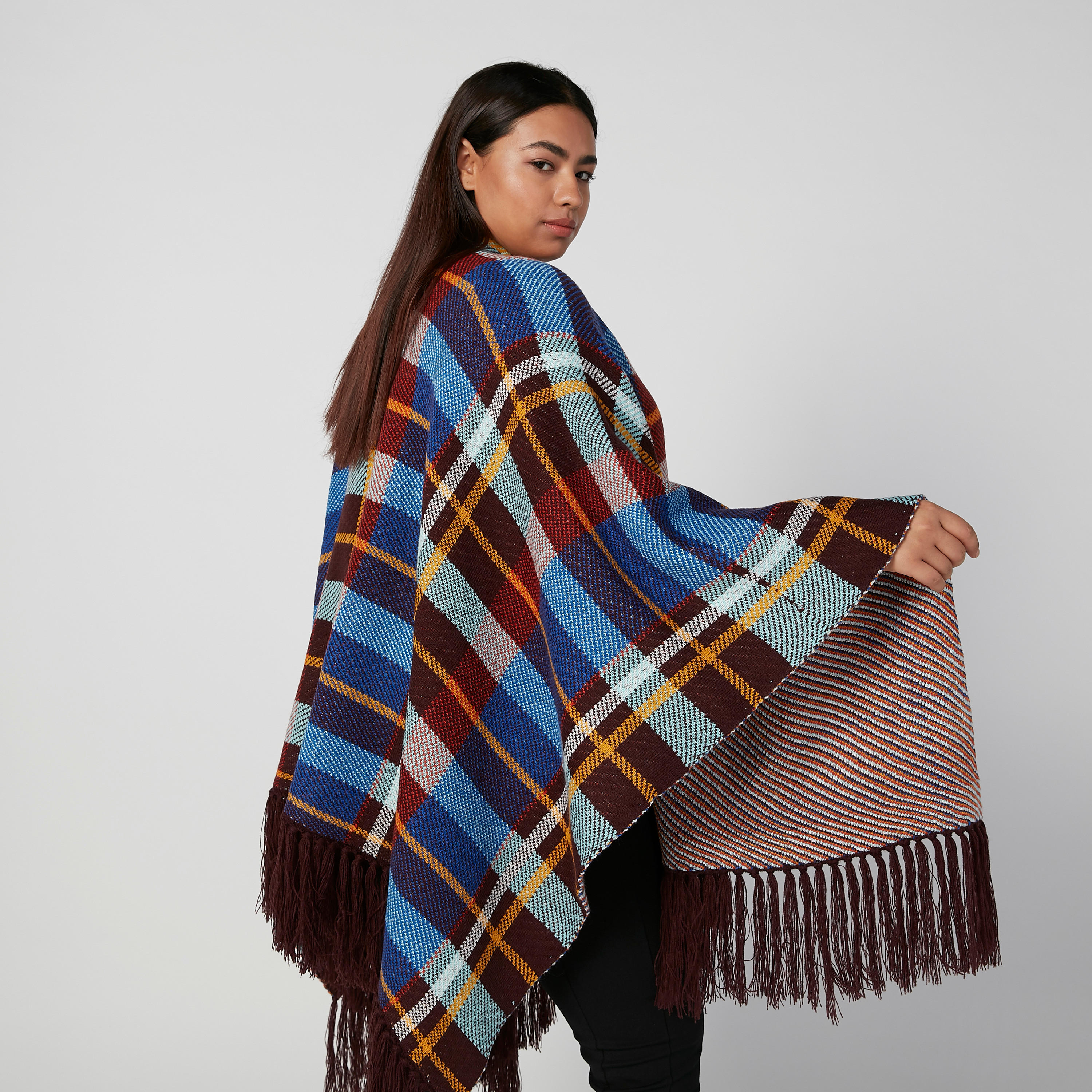 Chequered Cardigan with Tassels-women-winterwear-cardigansandjumpers-cardigans-image-4