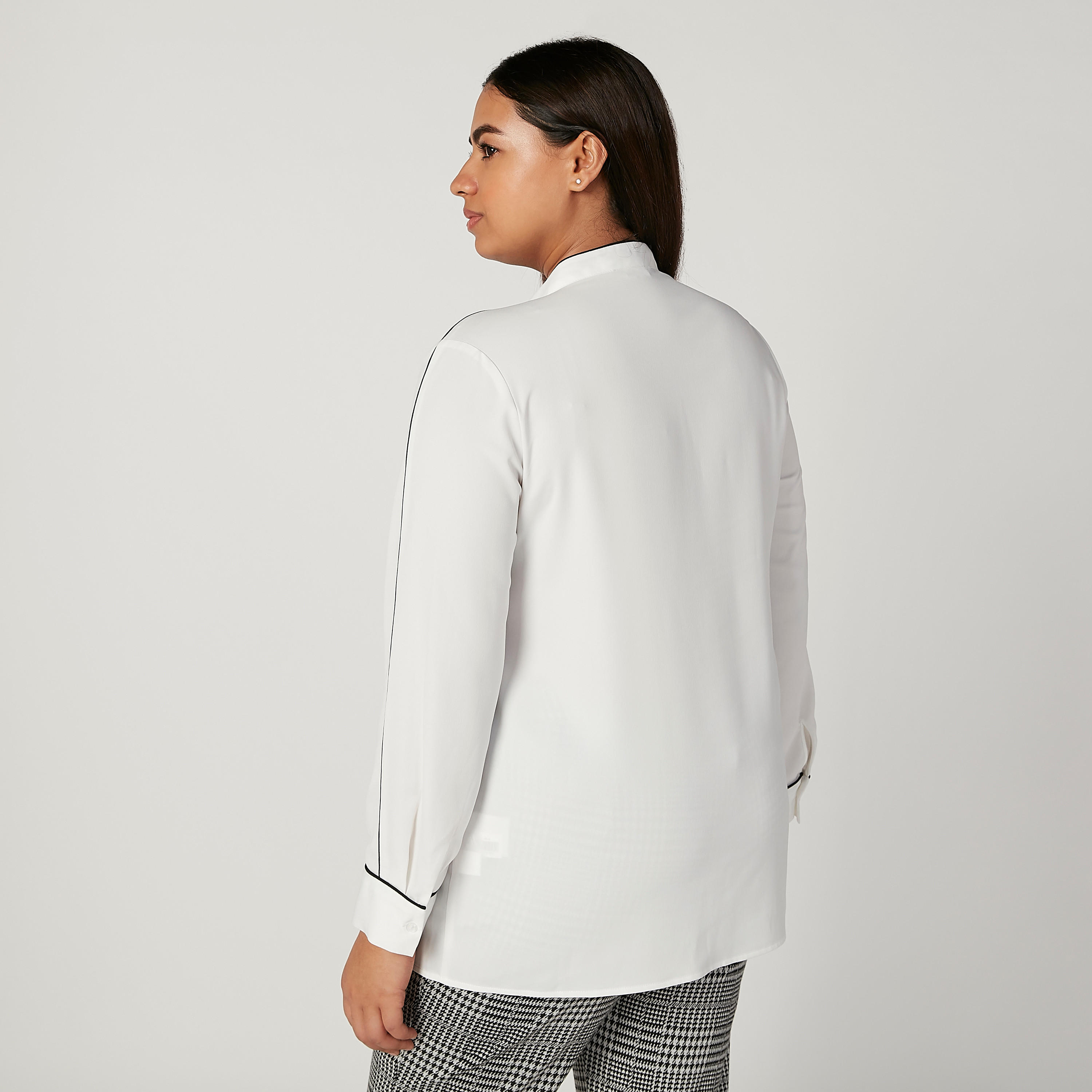 بلوزة سادة بأكمام طويلة وياقة برباط-women-clothing-shirtsandblouses-blouses-image-4