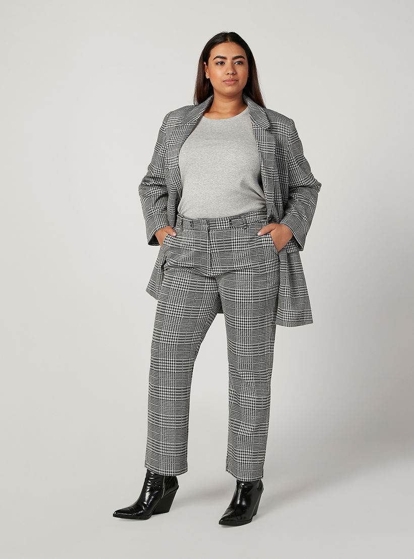 بنطلون كاروهات طويل بخصر متوسط الارتفاع وتفاصيل جيوب-women-clothing-bottoms-trousers-image-2