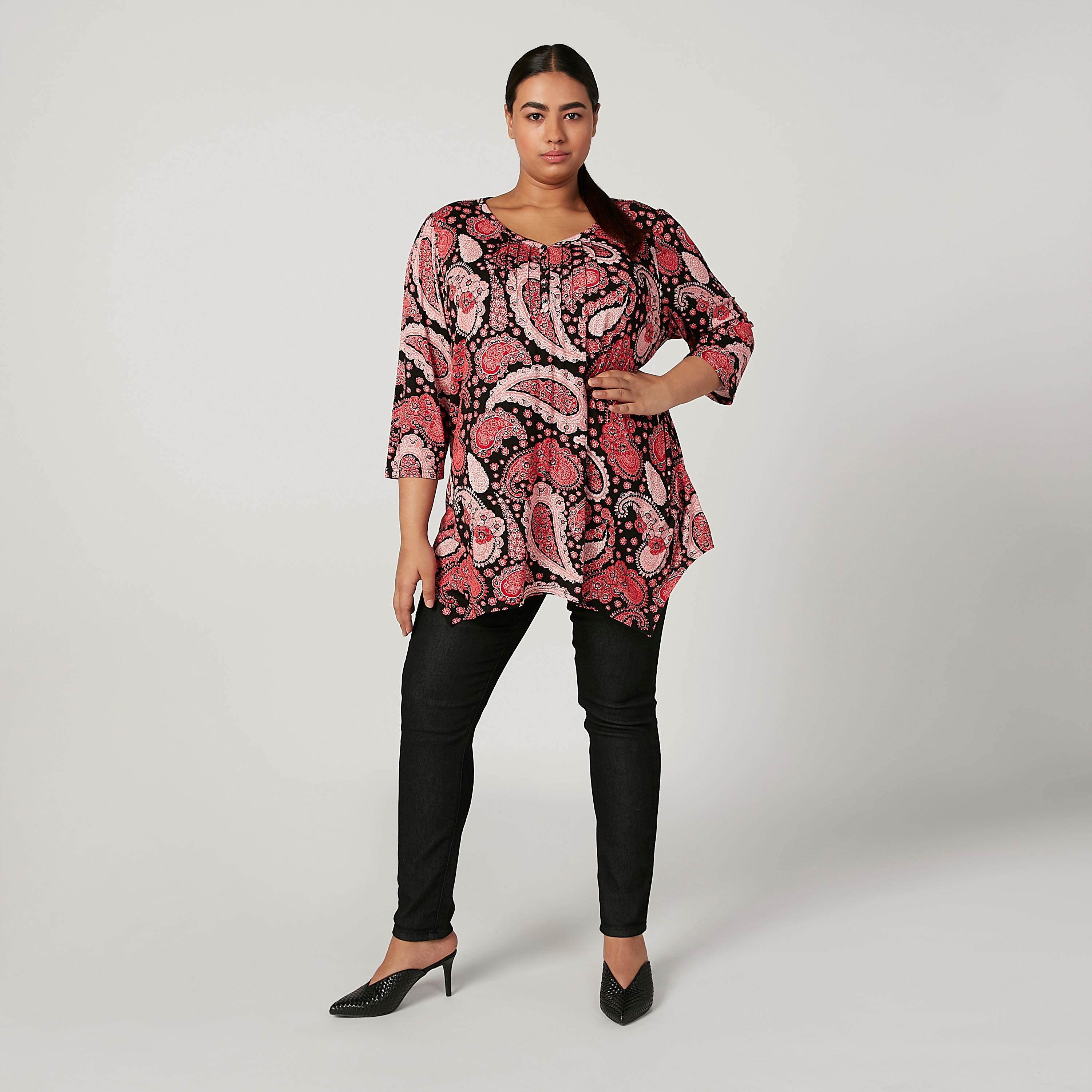 Wide Fit Printed Top with V-neck and 3/4 Sleeves-women-clothing-shirtsandblouses-blouses-image-2