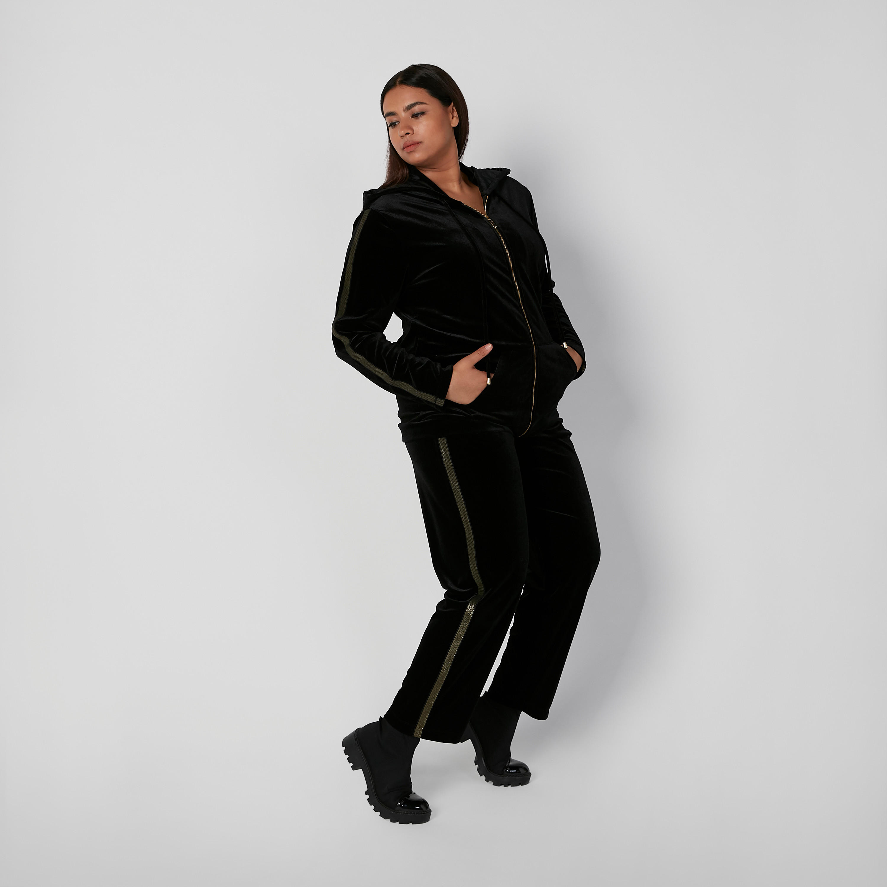بنطلون بارز الملمس بخصر مطّاطي متوسط الارتفاع ورباط-women-clothing-bottoms-trousers-image-2