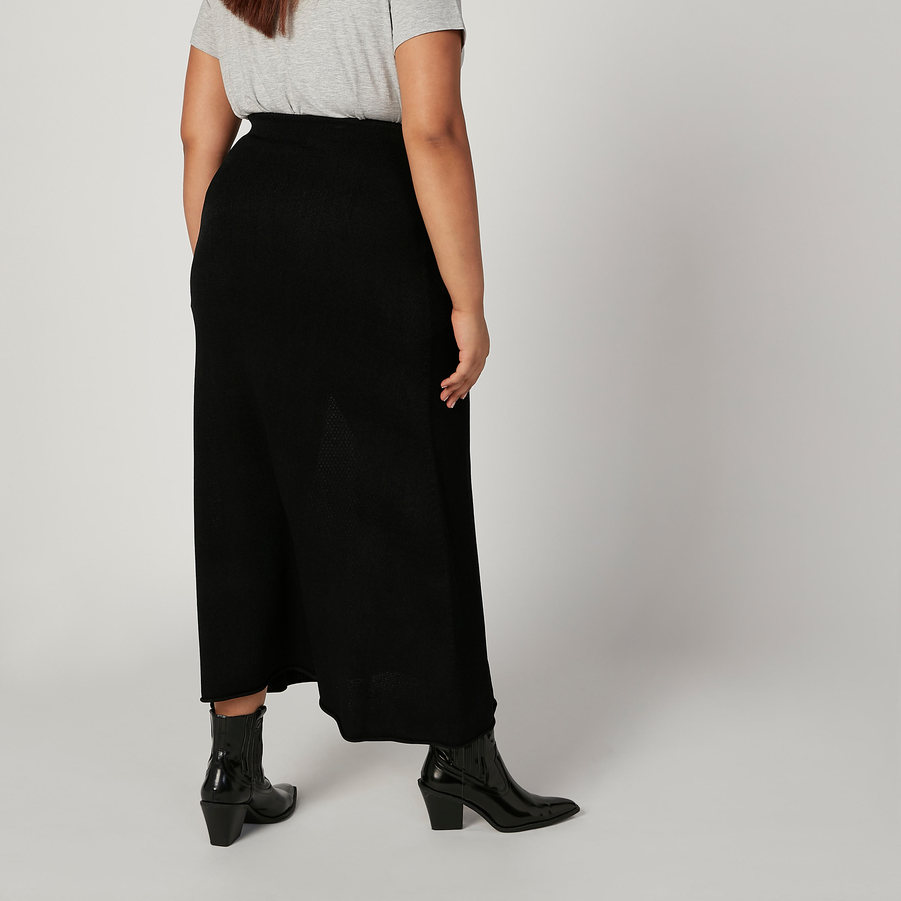 تنورة ميدي إيه لاين بارزة الملمس بخصر مطّاطي-women-clothing-bottoms-skirts-image-3