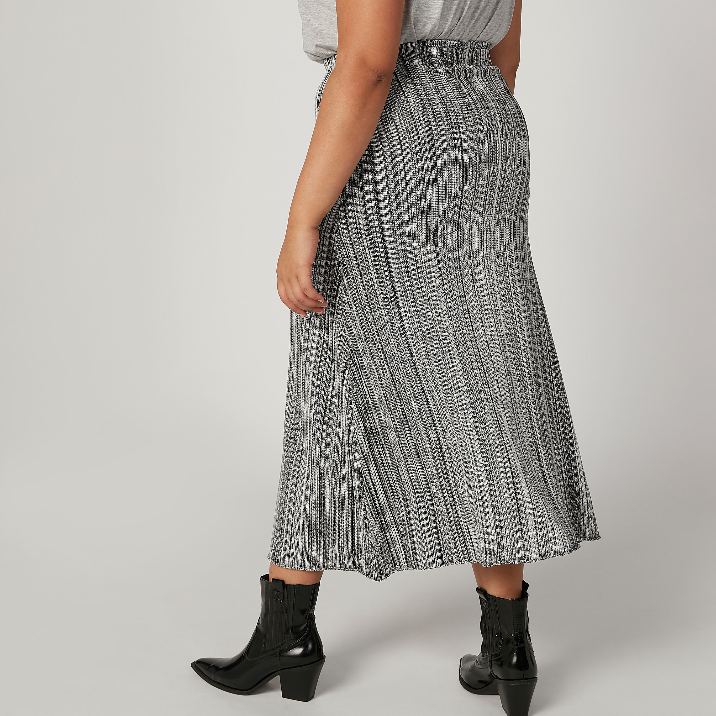 تنورة مقلّمة إيه لاين متوسطة الطول بخصر مطّاطي-women-clothing-bottoms-skirts-image-3
