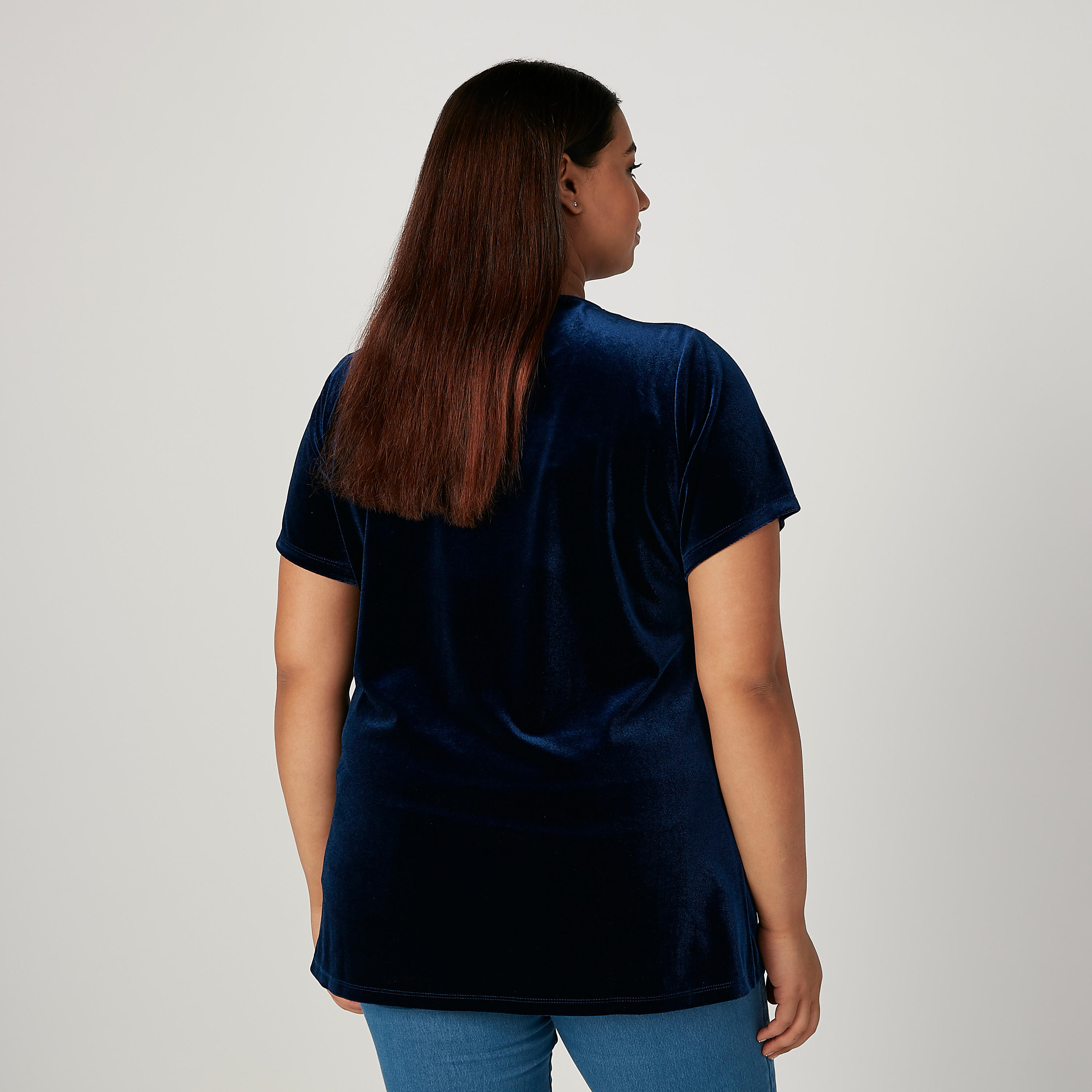 بلوزة بياقة مستديرة وأكمام قصيرة وطبعات-women-clothing-tshirts-image-4