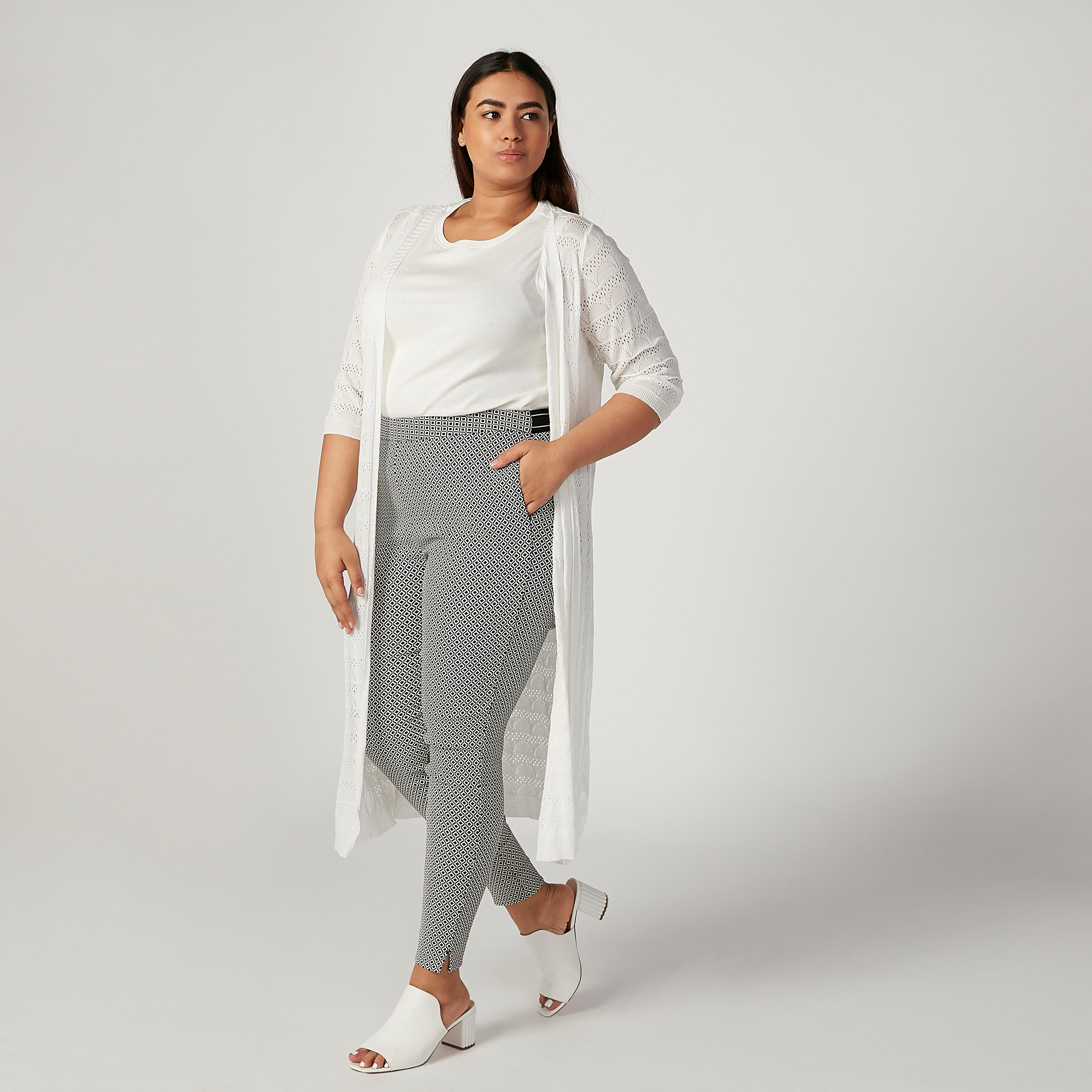 بنطلون ضيّق بخصر مطّاطي وفتحة وطبعات-women-clothing-bottoms-leggings-image-2