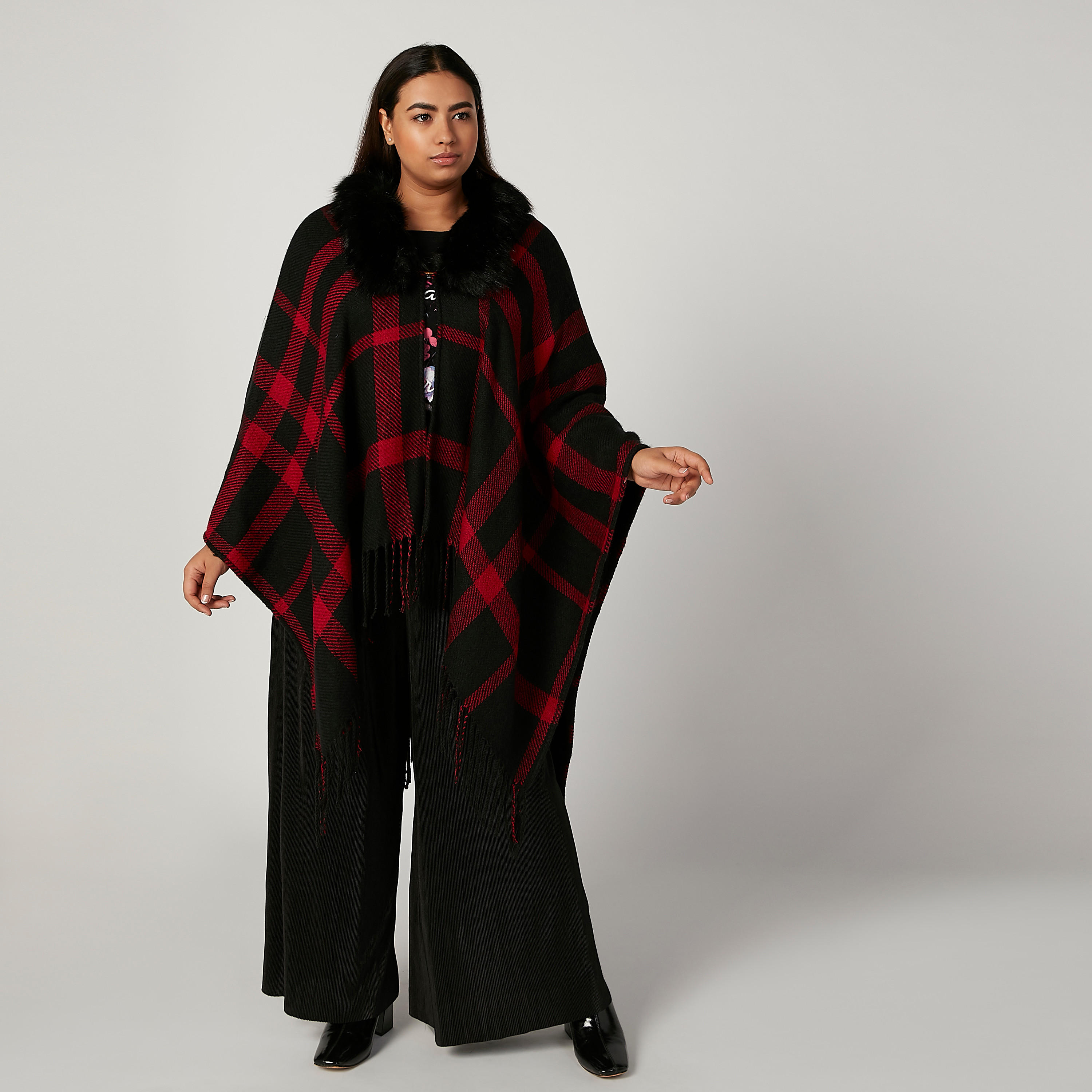 كارديجان كاروهات بشُرّابات-women-winterwear-cardigansandjumpers-cardigans-image-1