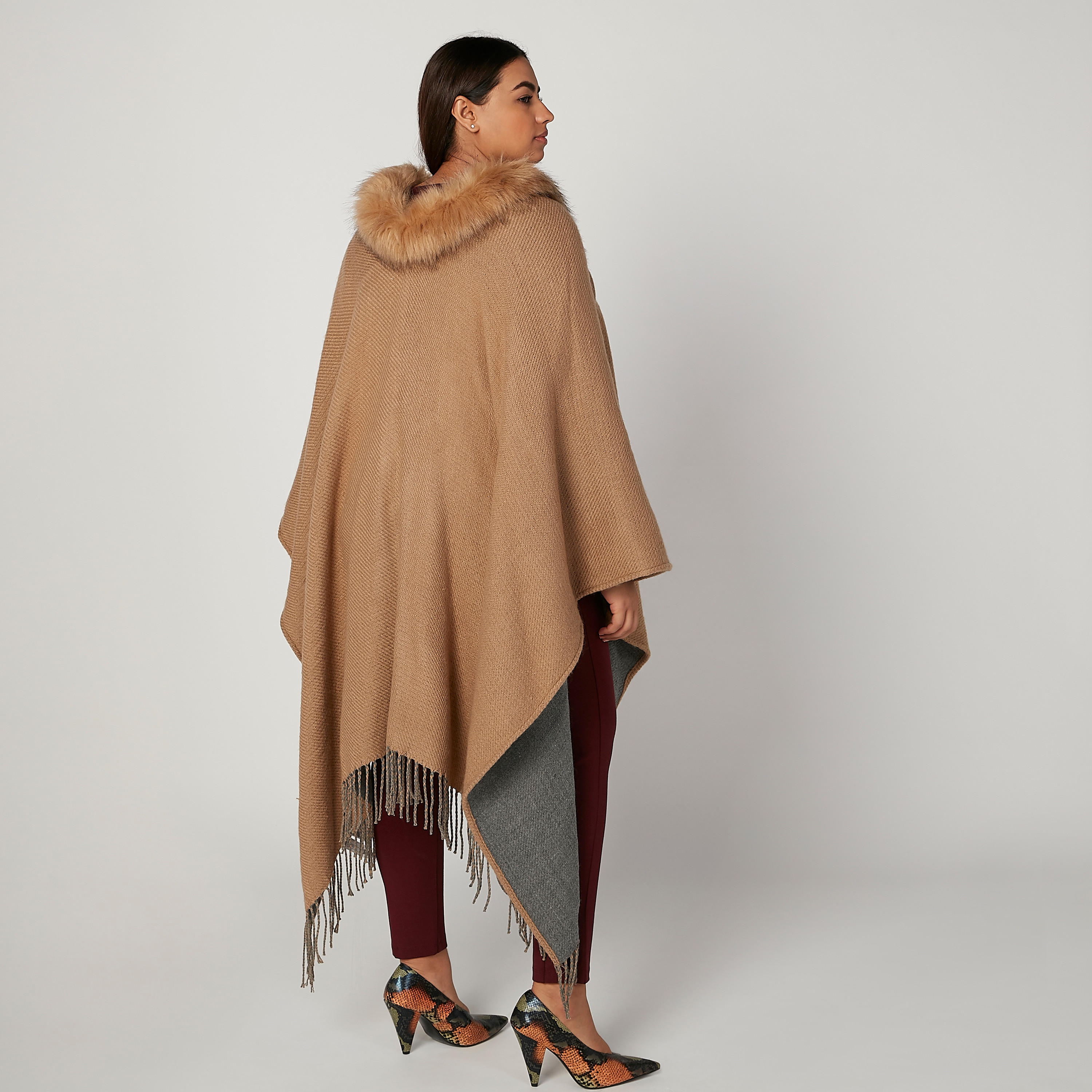 كارديجان بارز الملمس بشراشيب وتفاصيل قطيفة-women-winterwear-cardigansandjumpers-cardigans-image-2