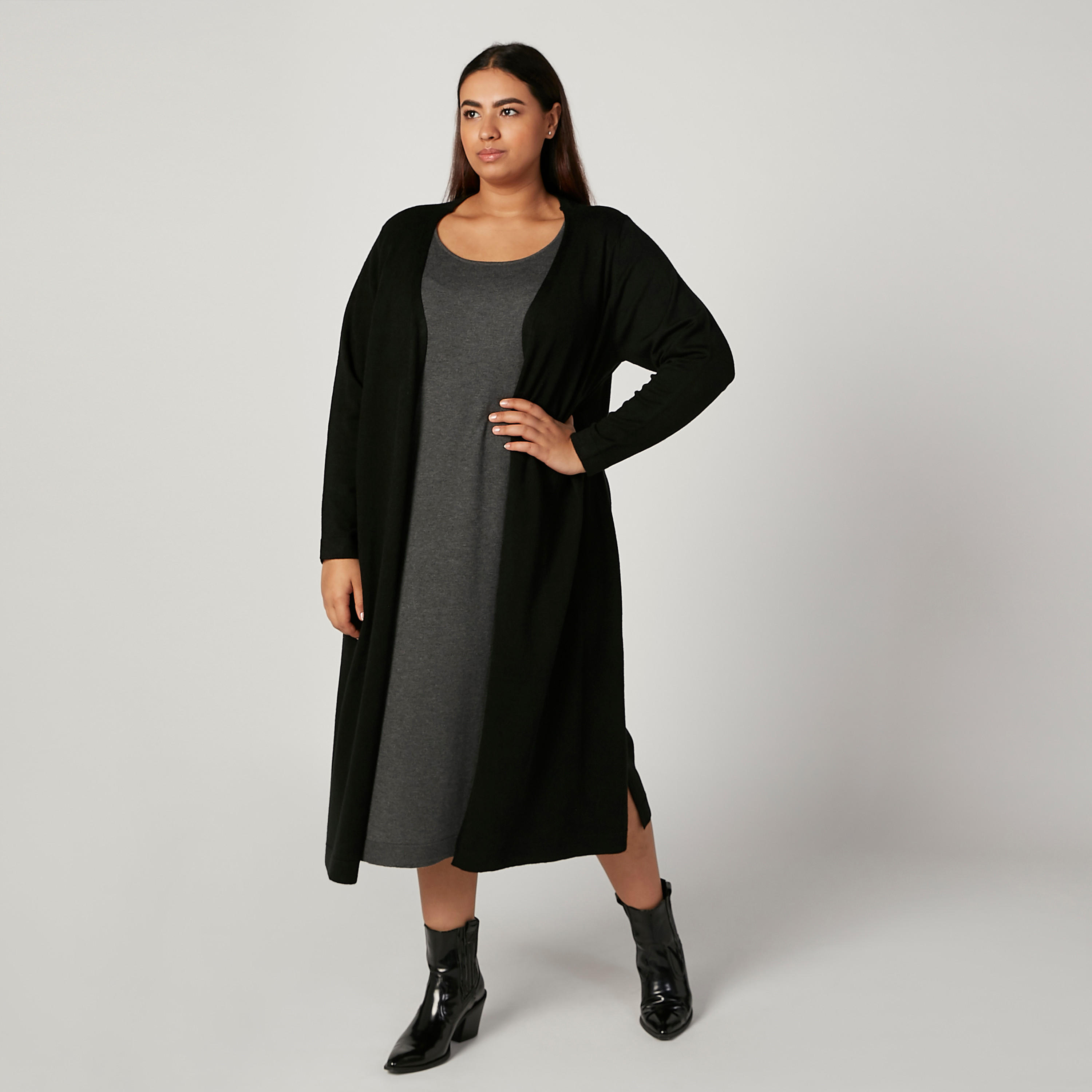 فستان بارز الملمس بأكمام طويلة وفتحة جانبية من خامات مستدامة-women-clothing-dresses-image-4
