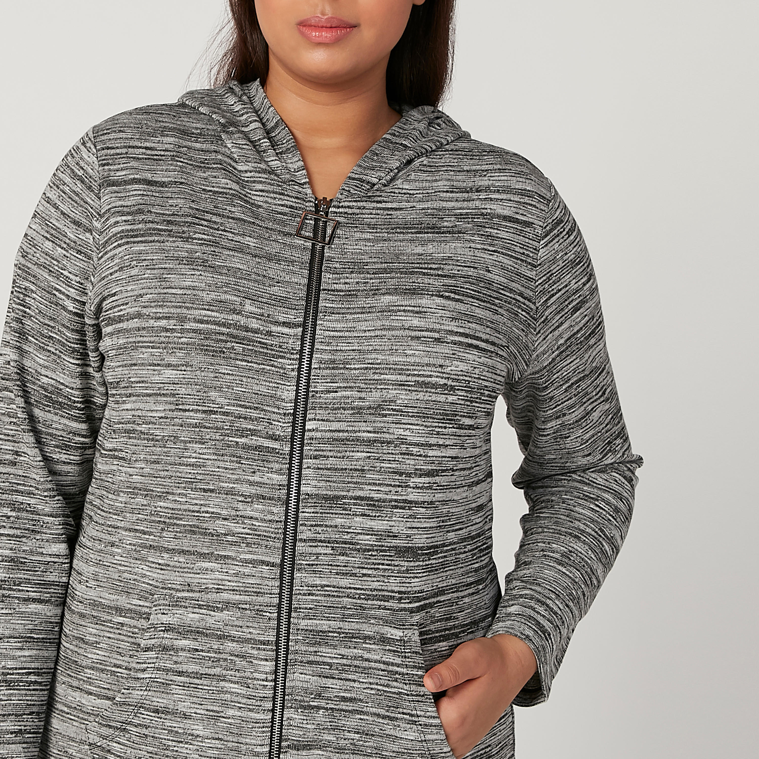 هودي بارز الملمس بأكمام طويلة وتفاصيل جيوب-women-winterwear-hoodiesandsweatshirts-sweatshirts-image-3