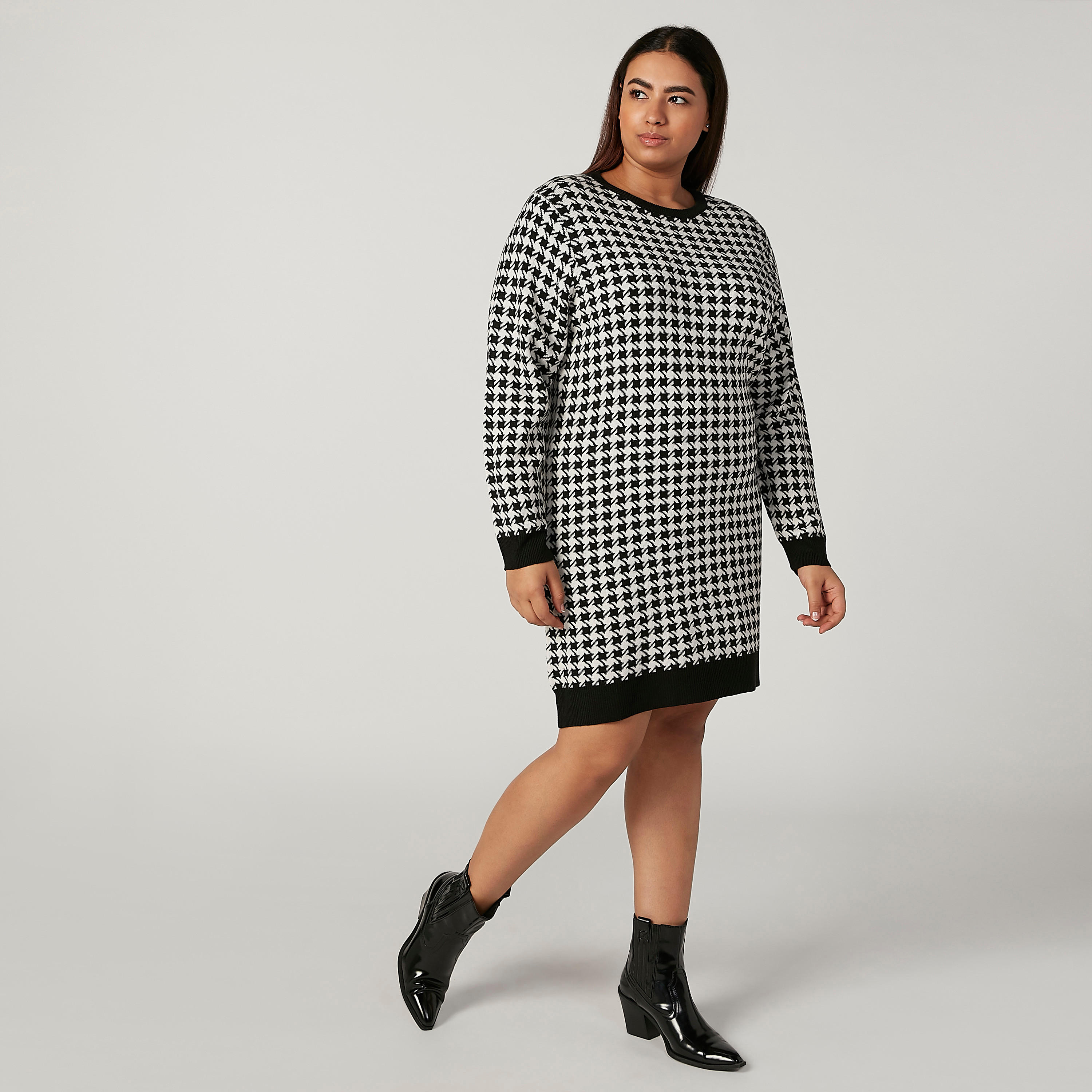 فستان قصير بارز الملمس بياقة مستديرة وأكمام طويلة-women-clothing-dresses-image-2