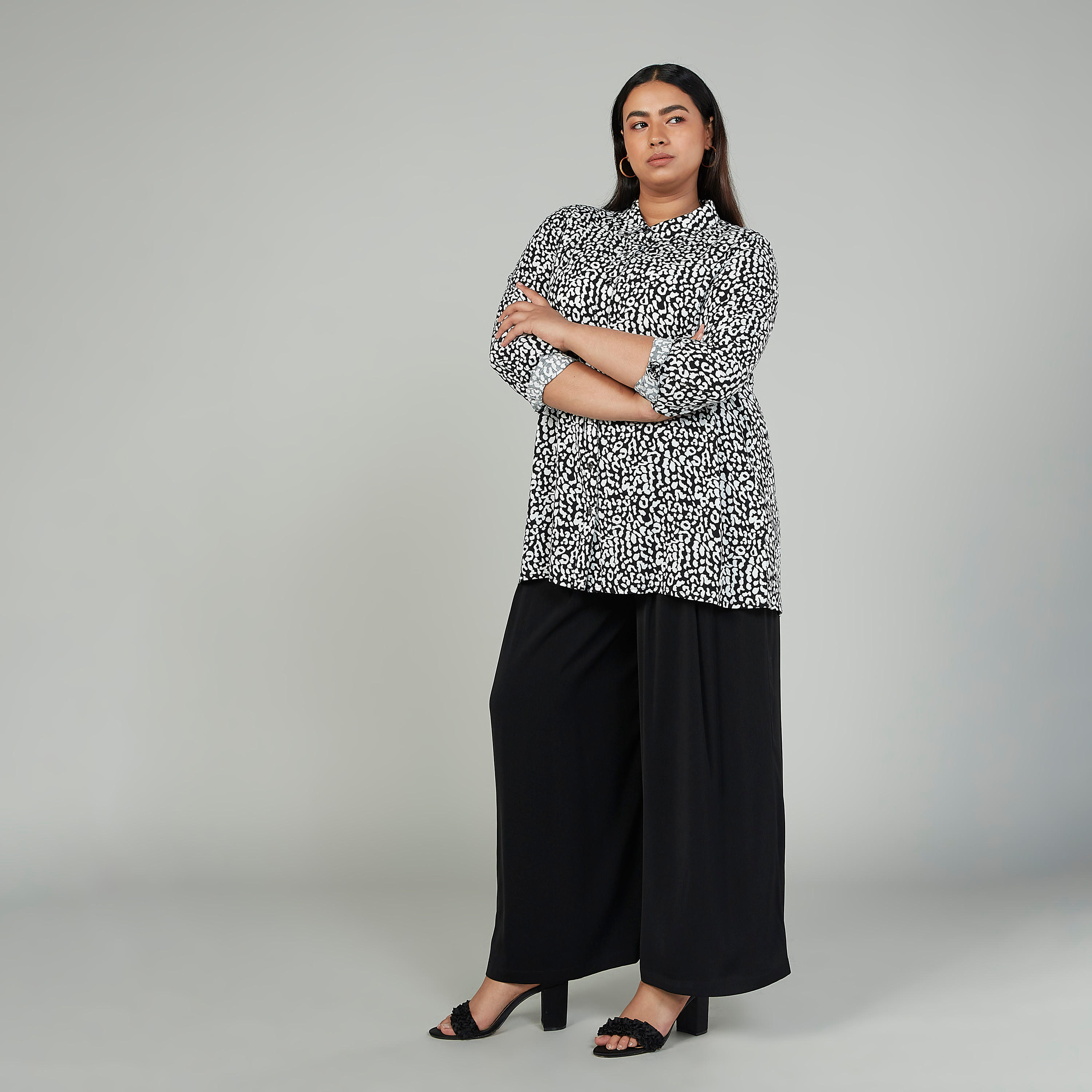 بنطلون بلازو واسع بخصر متوسط الإرتفاع مطّاطي-women-clothing-bottoms-trousers-image-2