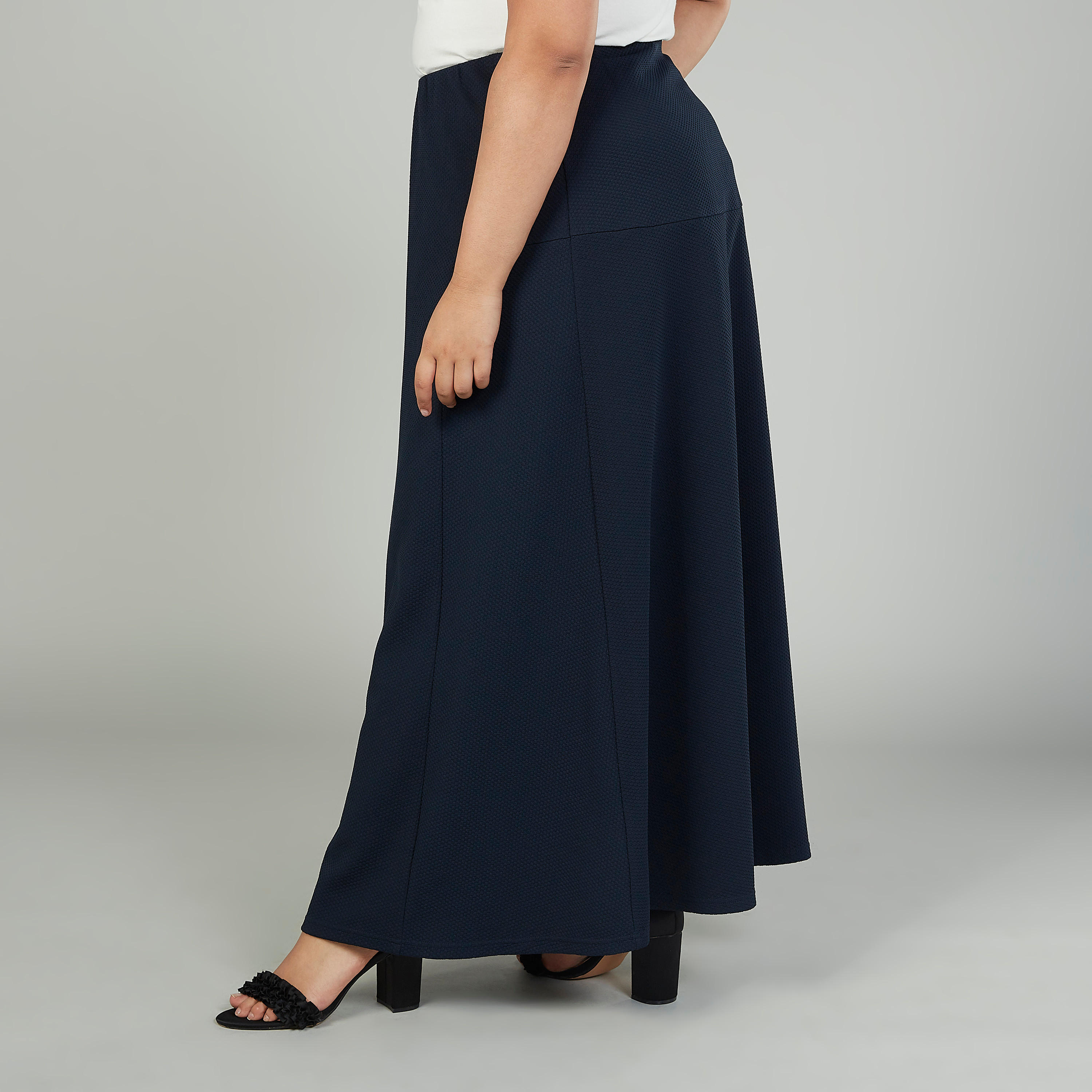 تنورة طويلة إيه لاين بارزة الملمس بخصر مطاطي-women-clothing-bottoms-skirts-image-3