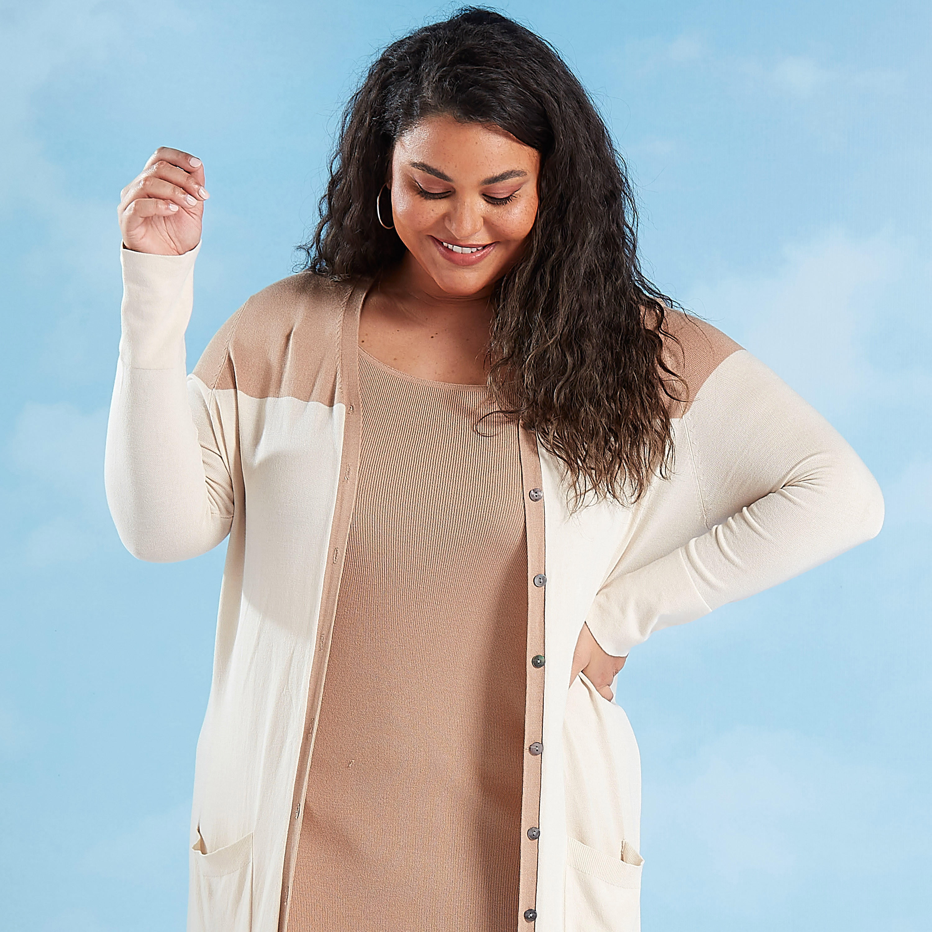 فستان طويل سادة بأكمام طويلة وفتحة جانبيّة - طقم من قطعتين-women-clothing-dresses-image-2