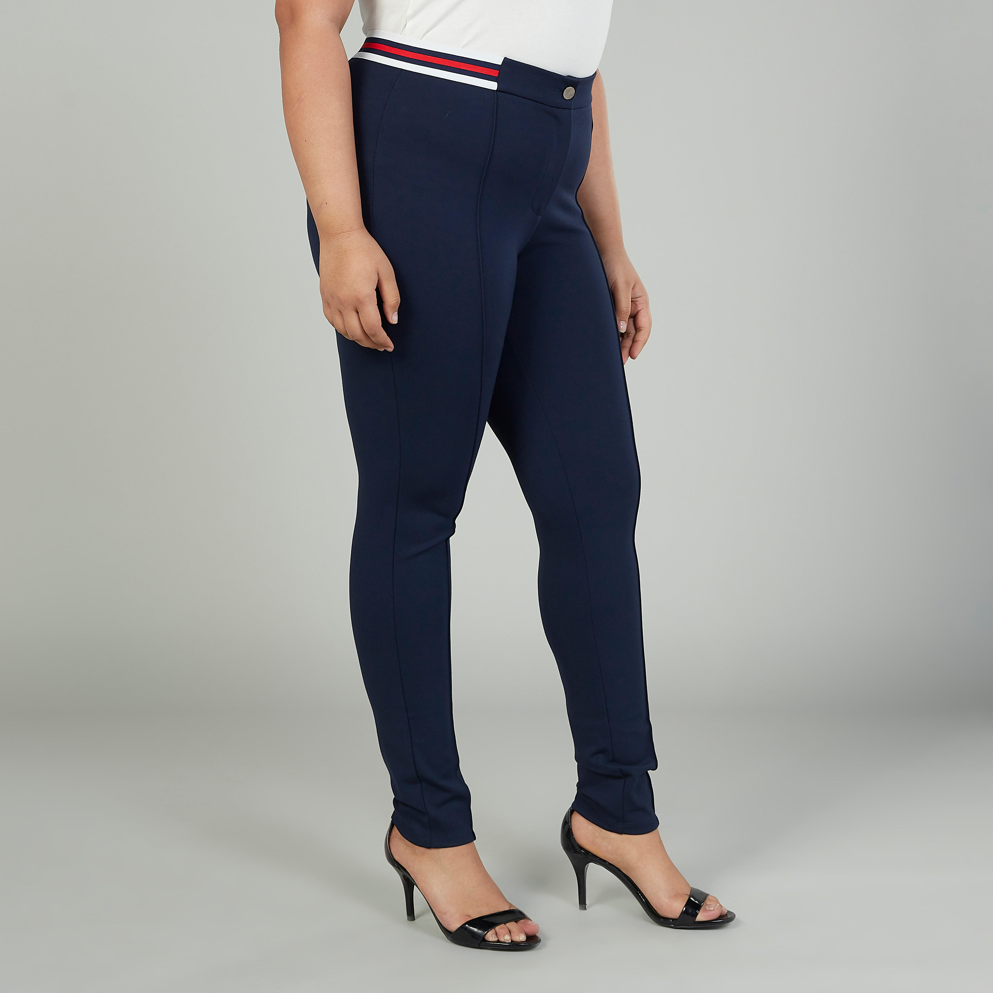 بنطلون ليقنز سادة بخصر مطاطي مخطّط متوسط الارتفاع وتفاصيل جيوب-women-clothing-bottoms-leggings-image-5