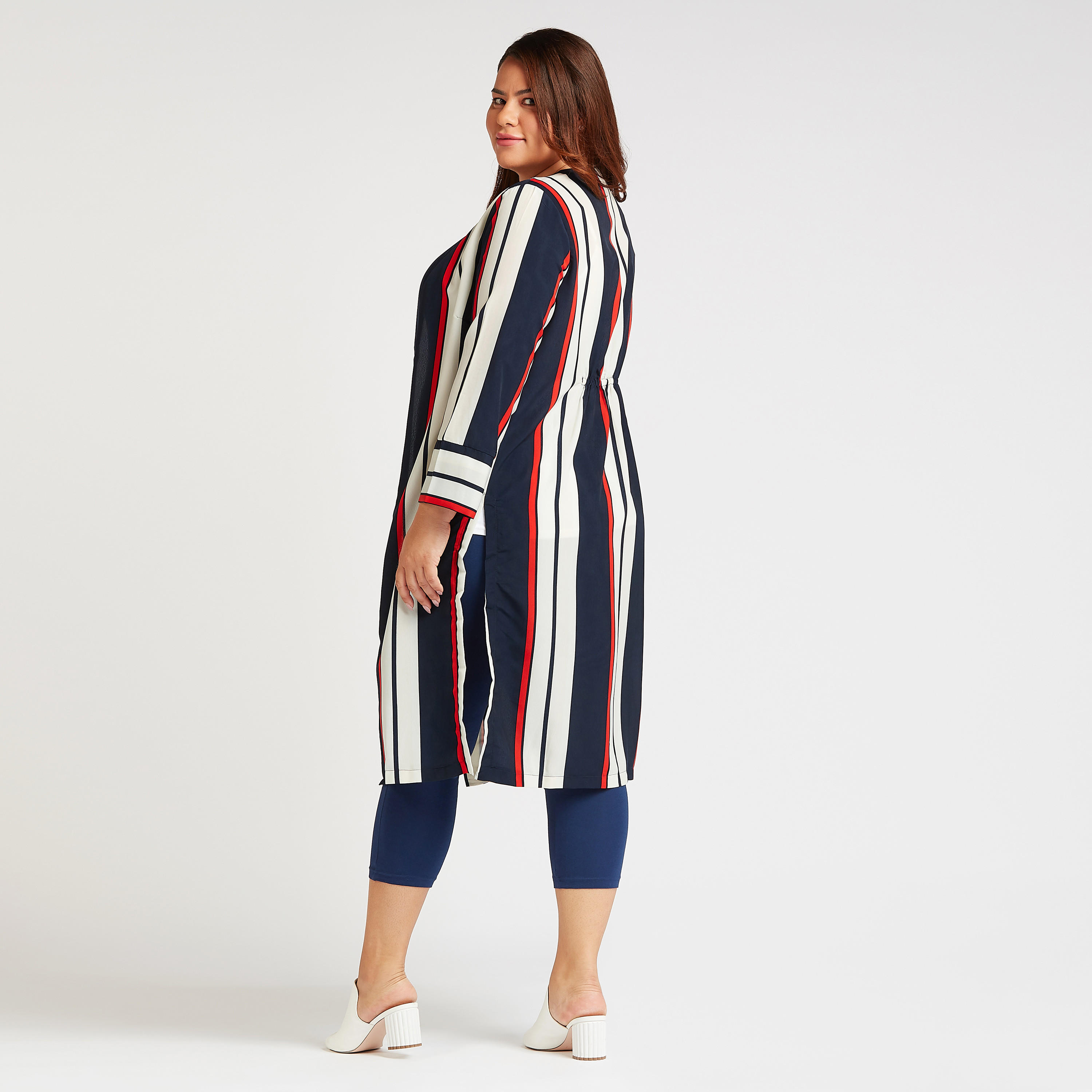 كارديجان طويل مخطط بأكمام طويلة وفتحات جانبية-women-winterwear-coatsandjackets-jackets-image-4