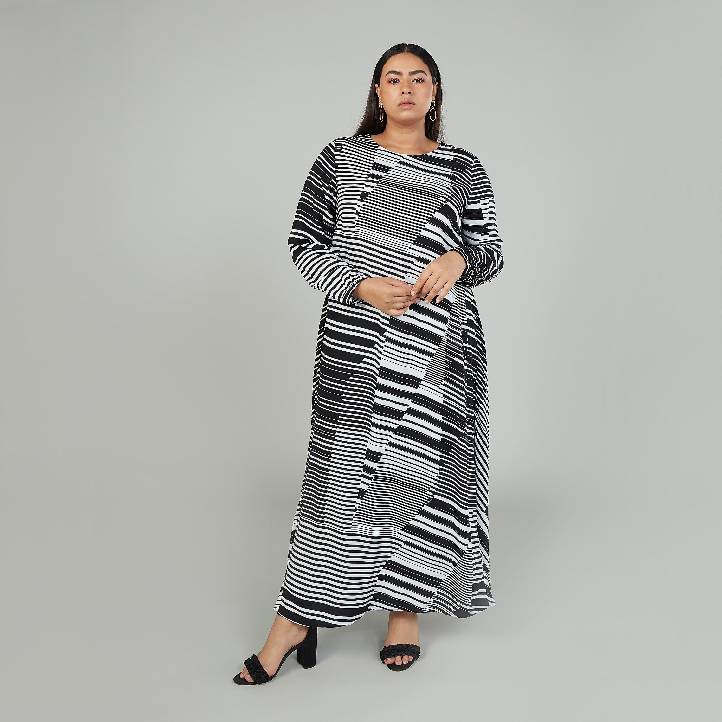 فستان طويل إيه لاين مخطط بياقة مستديرة وأكمام طويلة-women-clothing-dresses-image-1