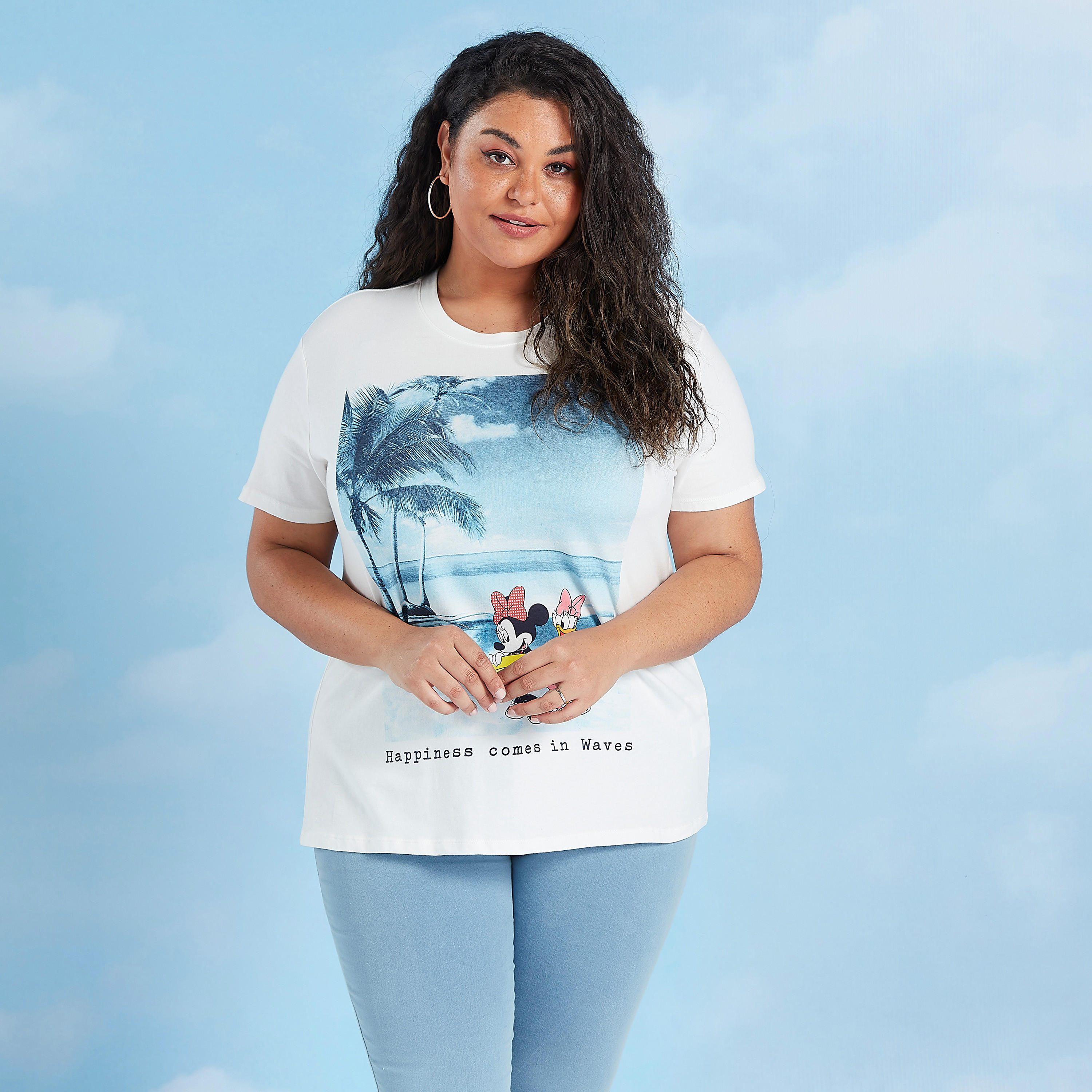 تيشيرت بياقة مستديرة وأكمام قصيرة وطبعات-women-clothing-tshirts-image-4