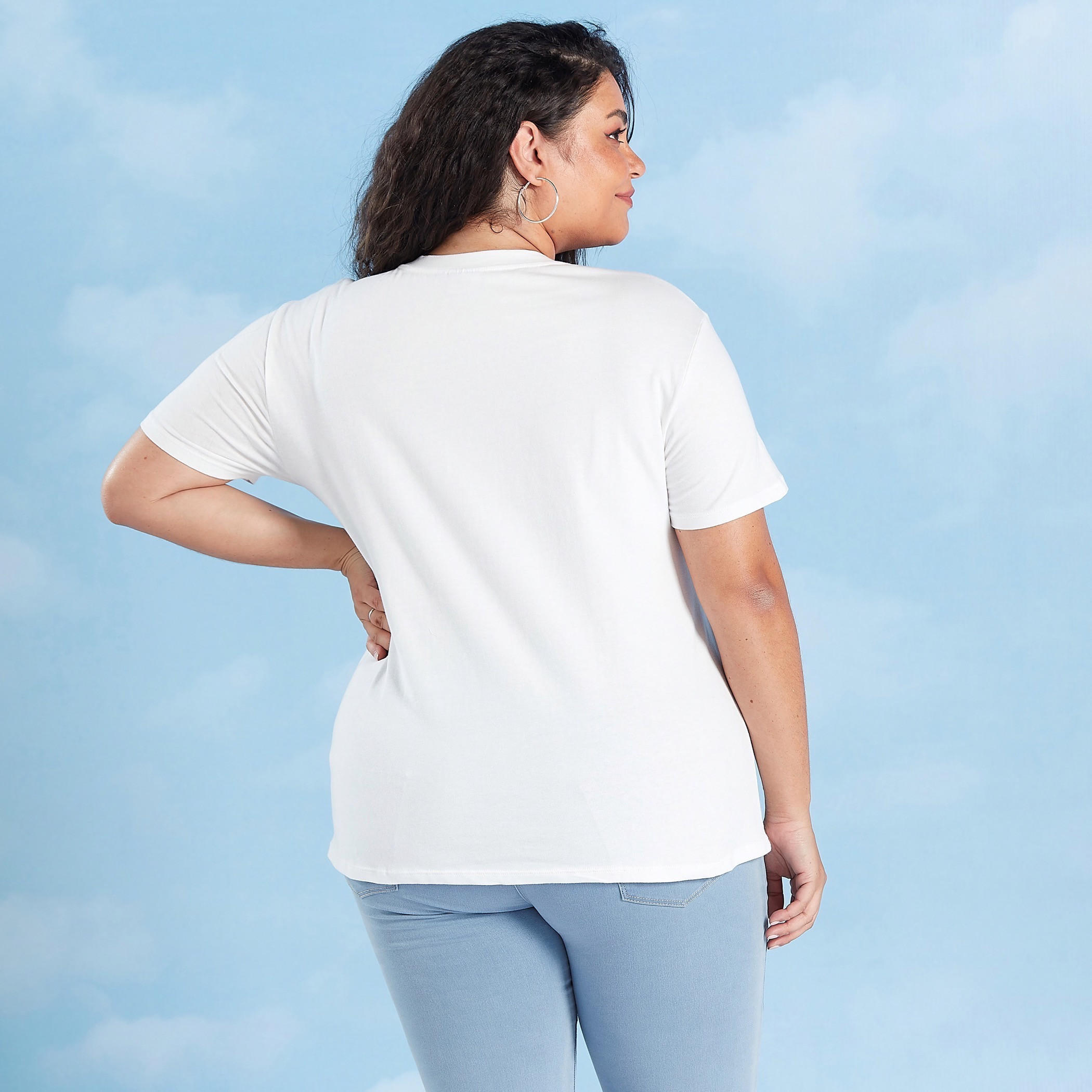 تيشيرت بياقة مستديرة وأكمام قصيرة وطبعات-women-clothing-tshirts-image-1