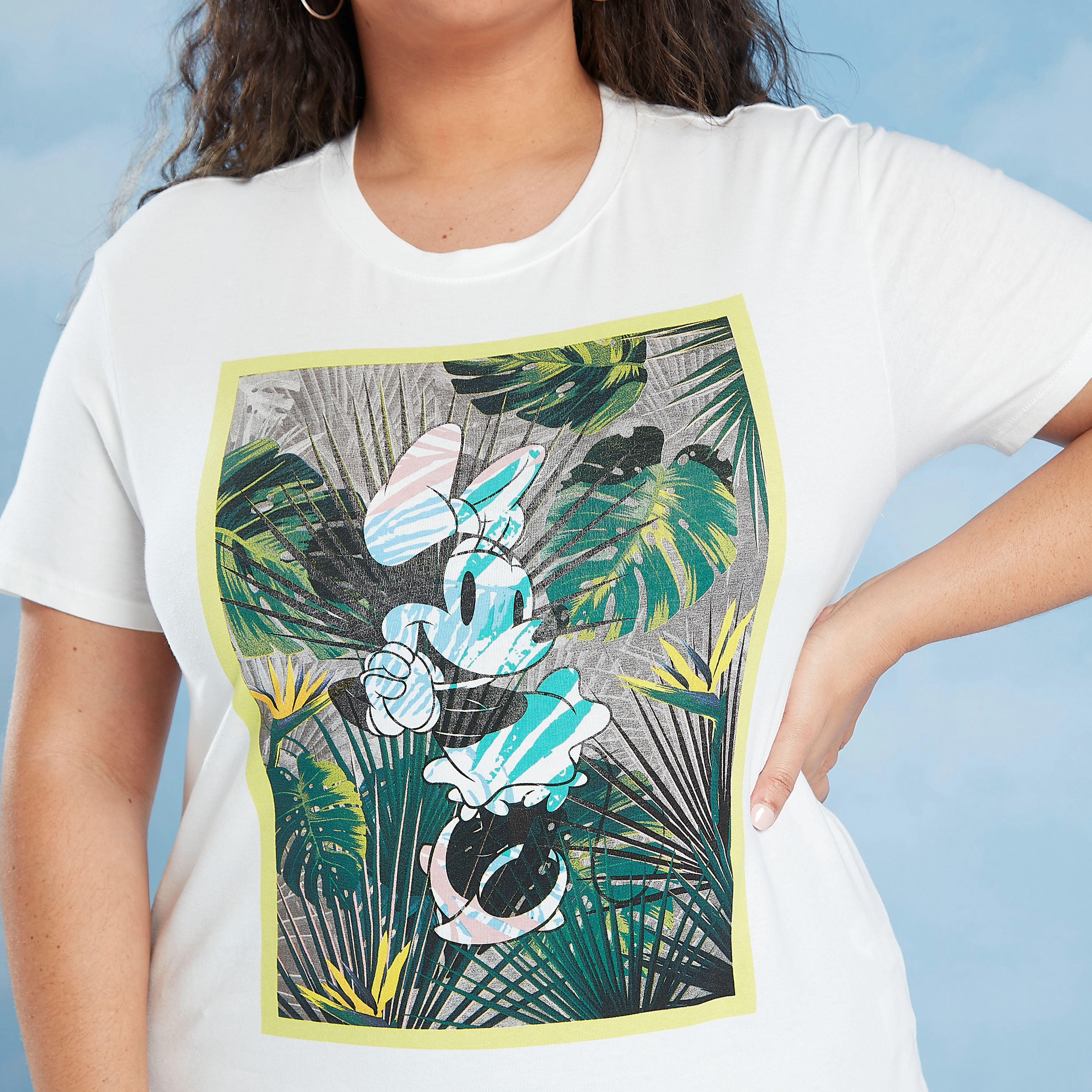تيشيرت بياقة مستديرة وأكمام قصيرة وطبعات ميني ماوس-women-clothing-tshirts-image-3