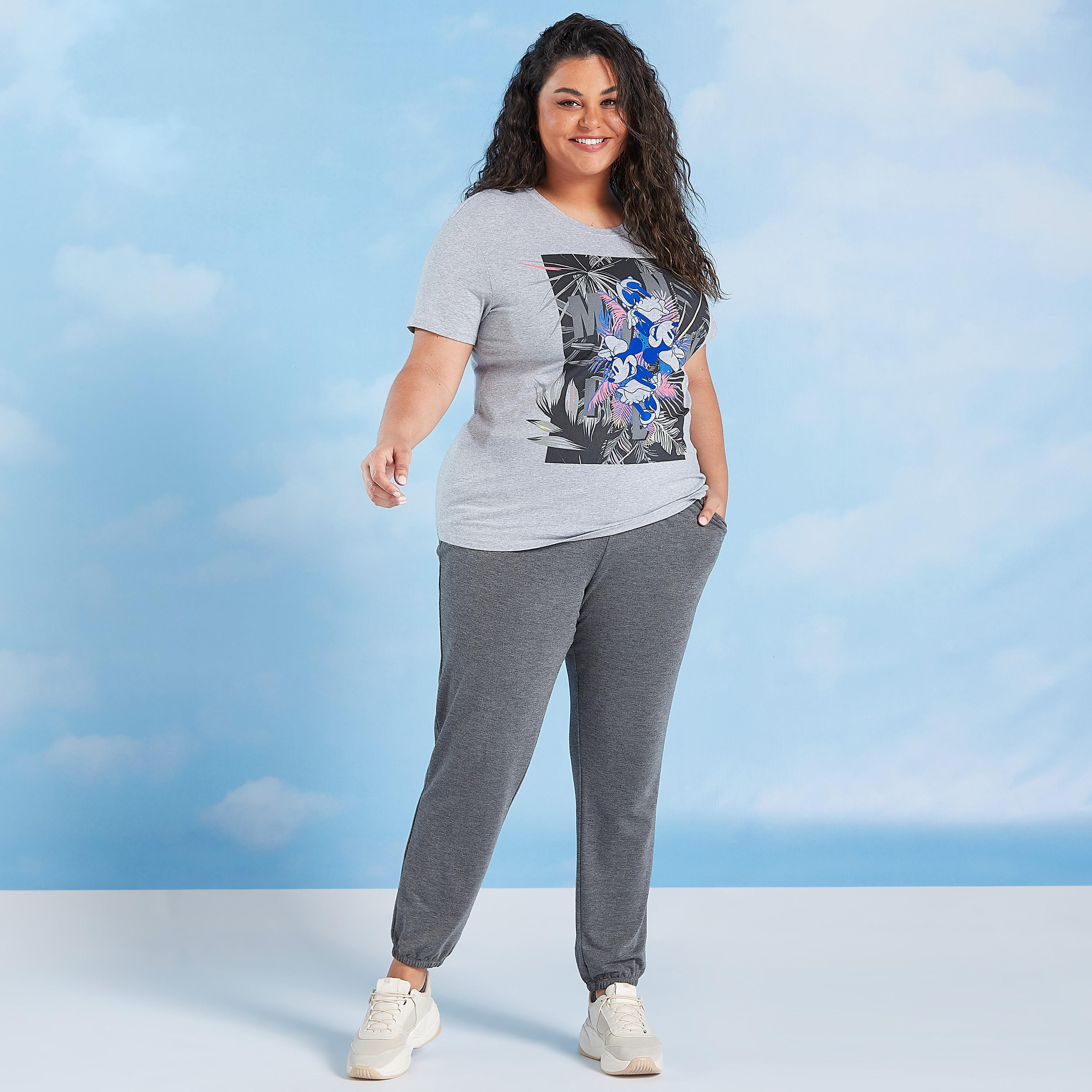 بنطلون رياضي طويل سادة بخصر متوسط الارتفاع وجيوب-women-clothing-bottoms-joggers-image-2