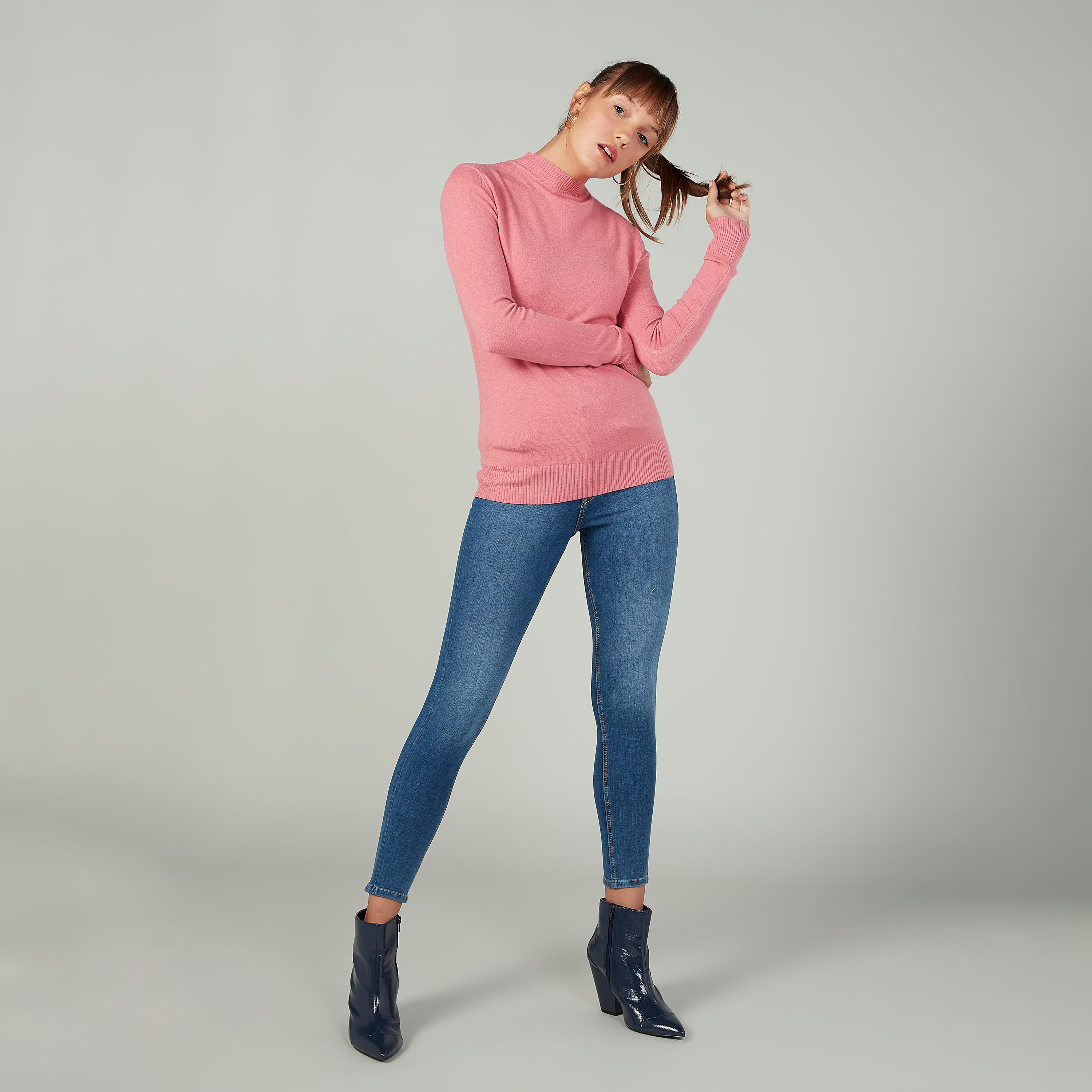 كنزة بارزة الملمس بياقة ضيّقة عالية وأكمام طويلة-women-clothing-cardigansandjumpers-jumpers-image-4