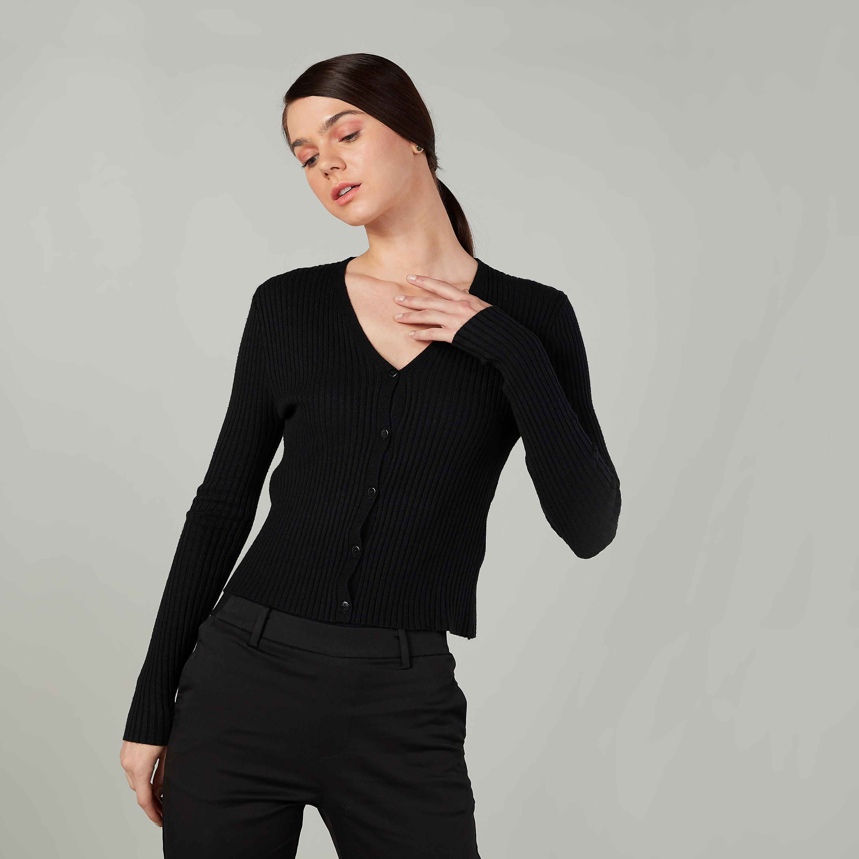كنزة بارزة الملمس بياقة V وأكمام طويلة-women-clothing-cardigansandjumpers-jumpers-image-4