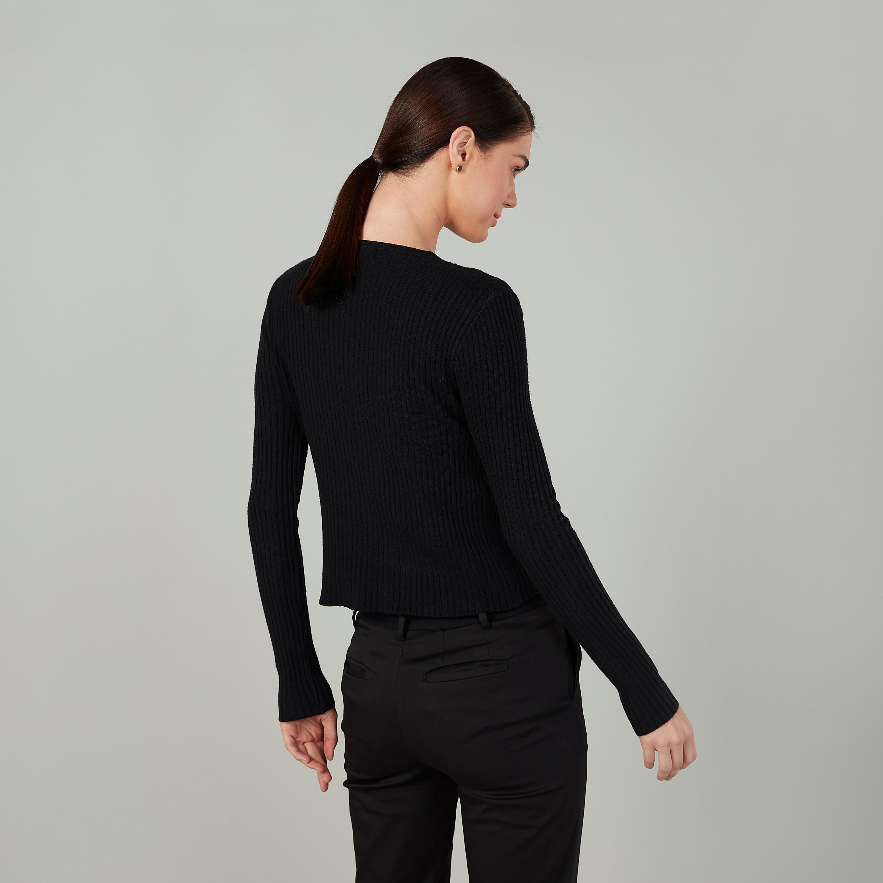 كنزة بارزة الملمس بياقة V وأكمام طويلة-women-clothing-cardigansandjumpers-jumpers-image-1