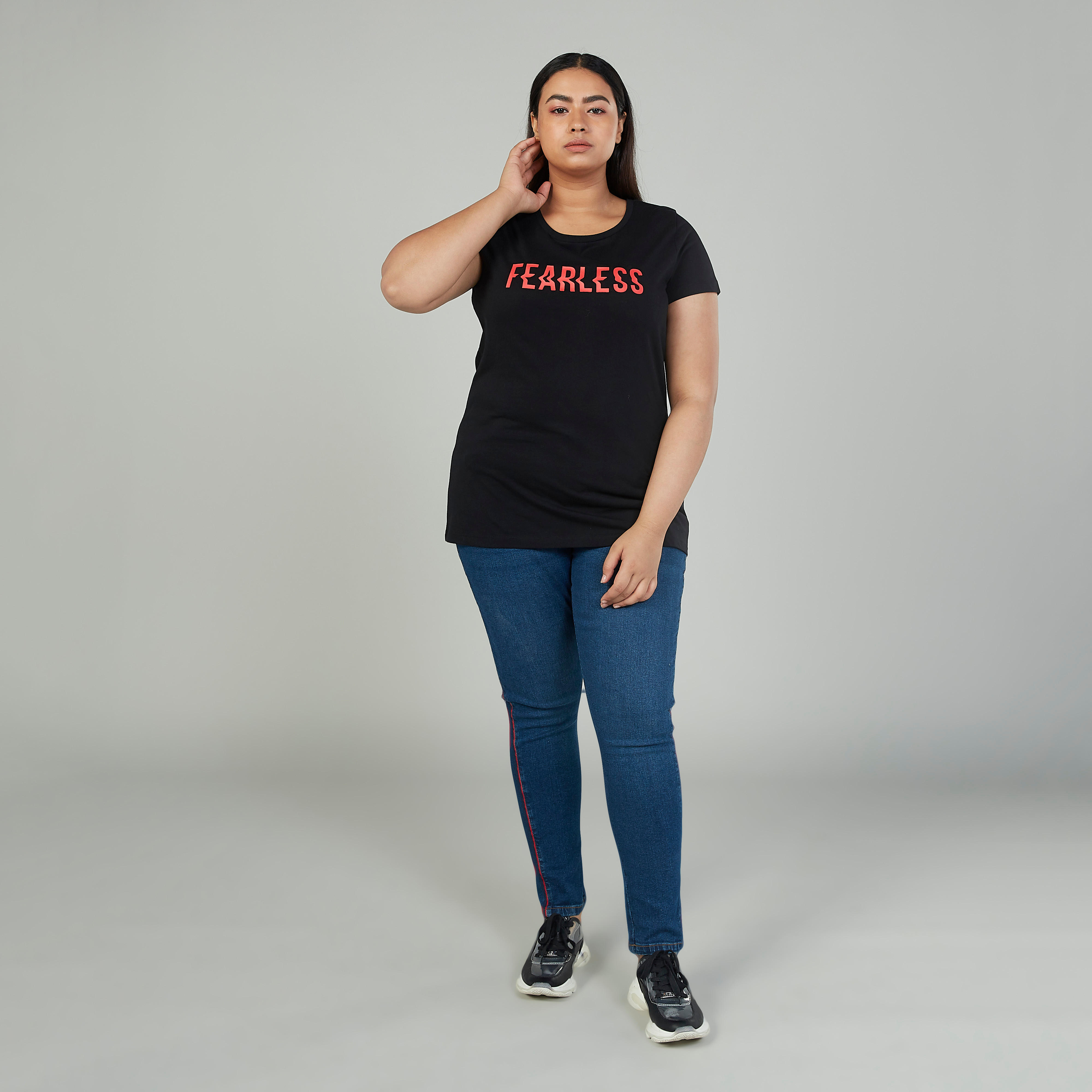 تيشيرت بياقة مستديرة وأكمام قصيرة وطبعات-women-clothing-tshirts-image-2
