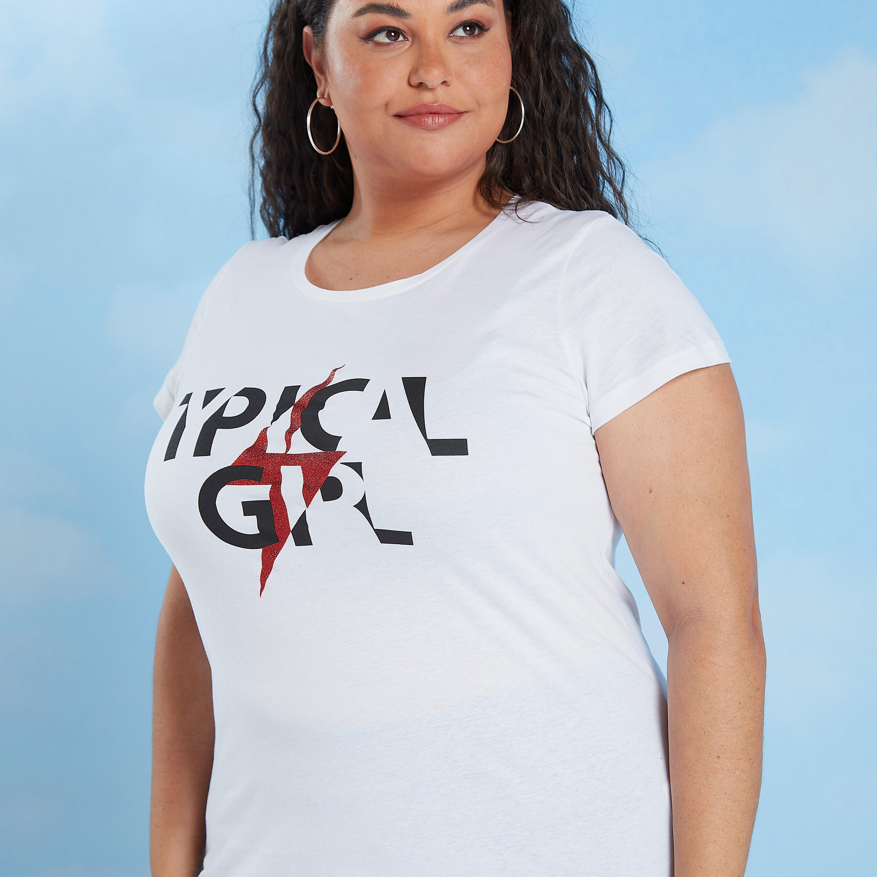 تيشيرت بياقة مستديرة وأكمام قصيرة وطبعات-women-clothing-tshirts-image-3