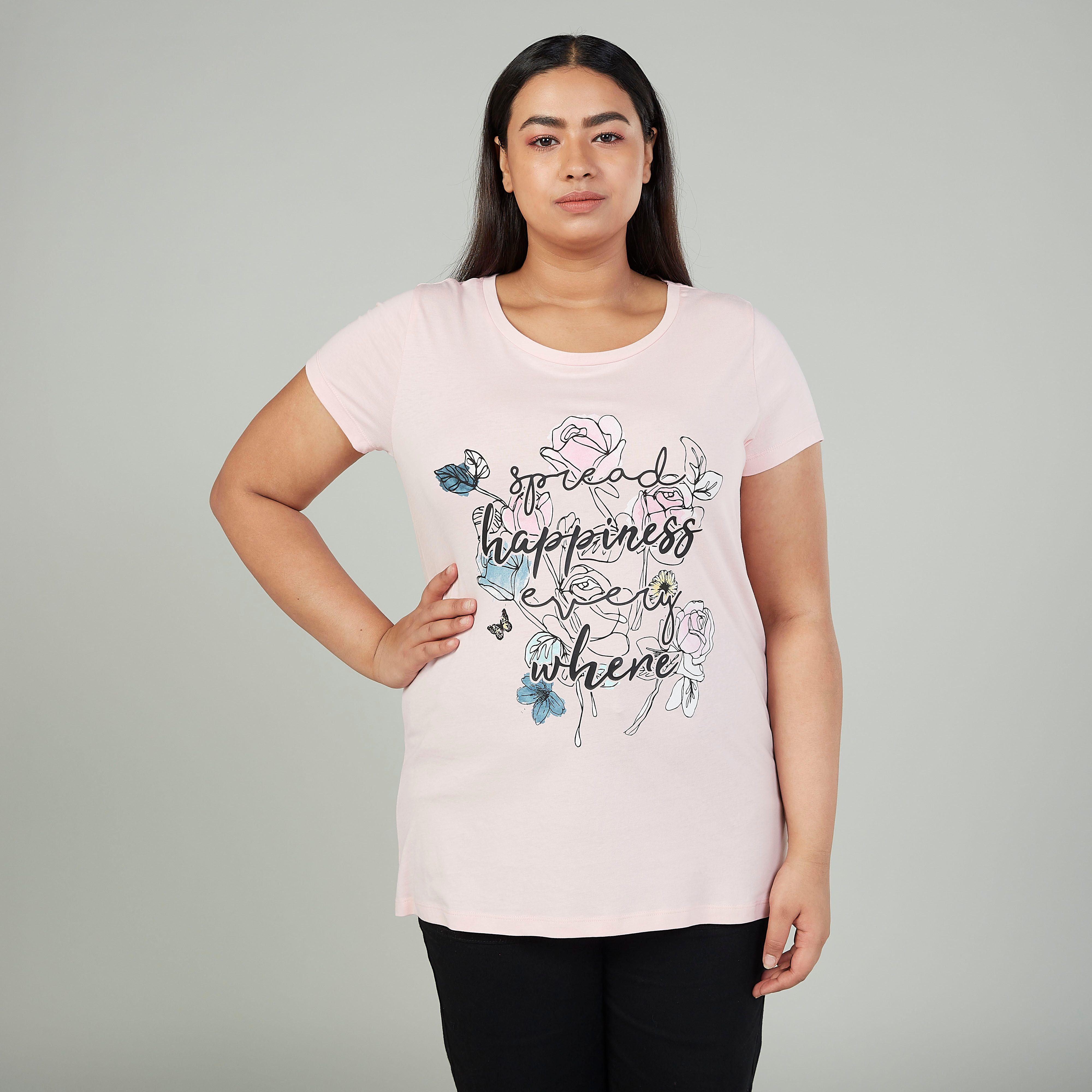 تيشيرت بياقة مستديرة وأكمام قصيرة وطبعات-women-clothing-tshirts-image-1
