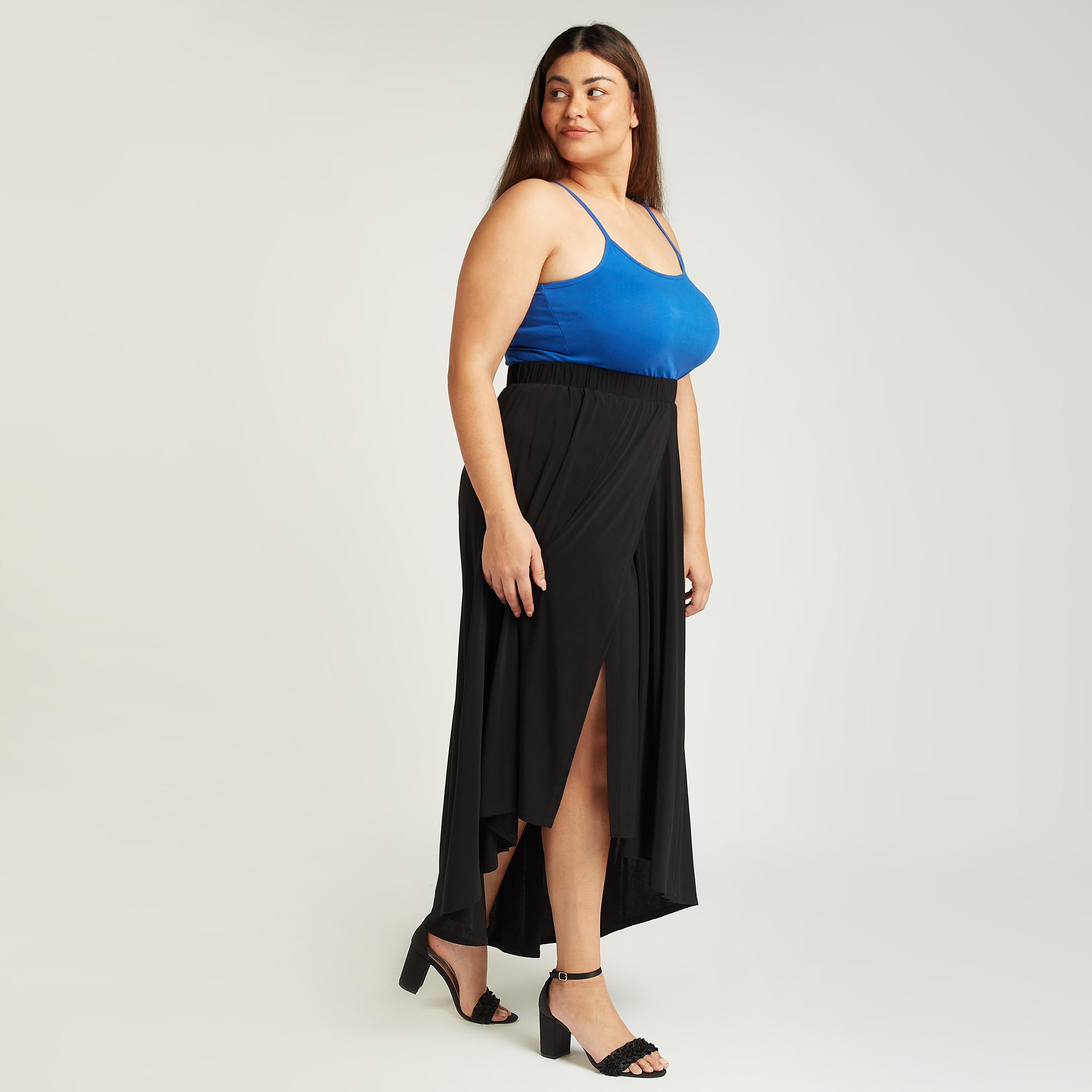 تنورة طويلة سادة بحواف غير مستوية بخصر مطاطي-women-clothing-bottoms-skirts-image-2