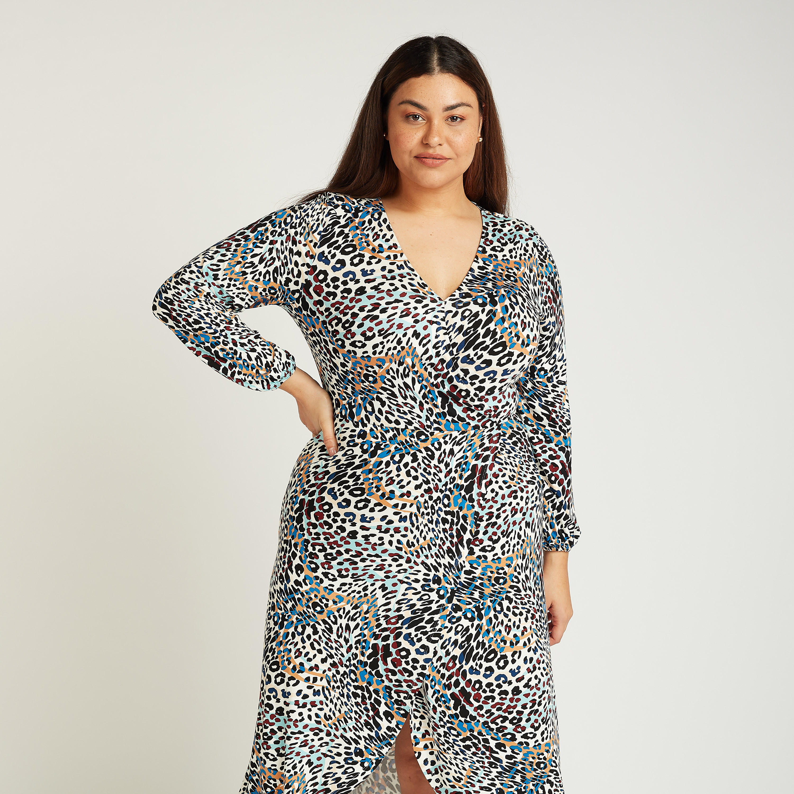 فستان ملفوف ميدي بطبعات حيوانات بياقة V واكمام طويلة-women-clothing-dresses-image-2