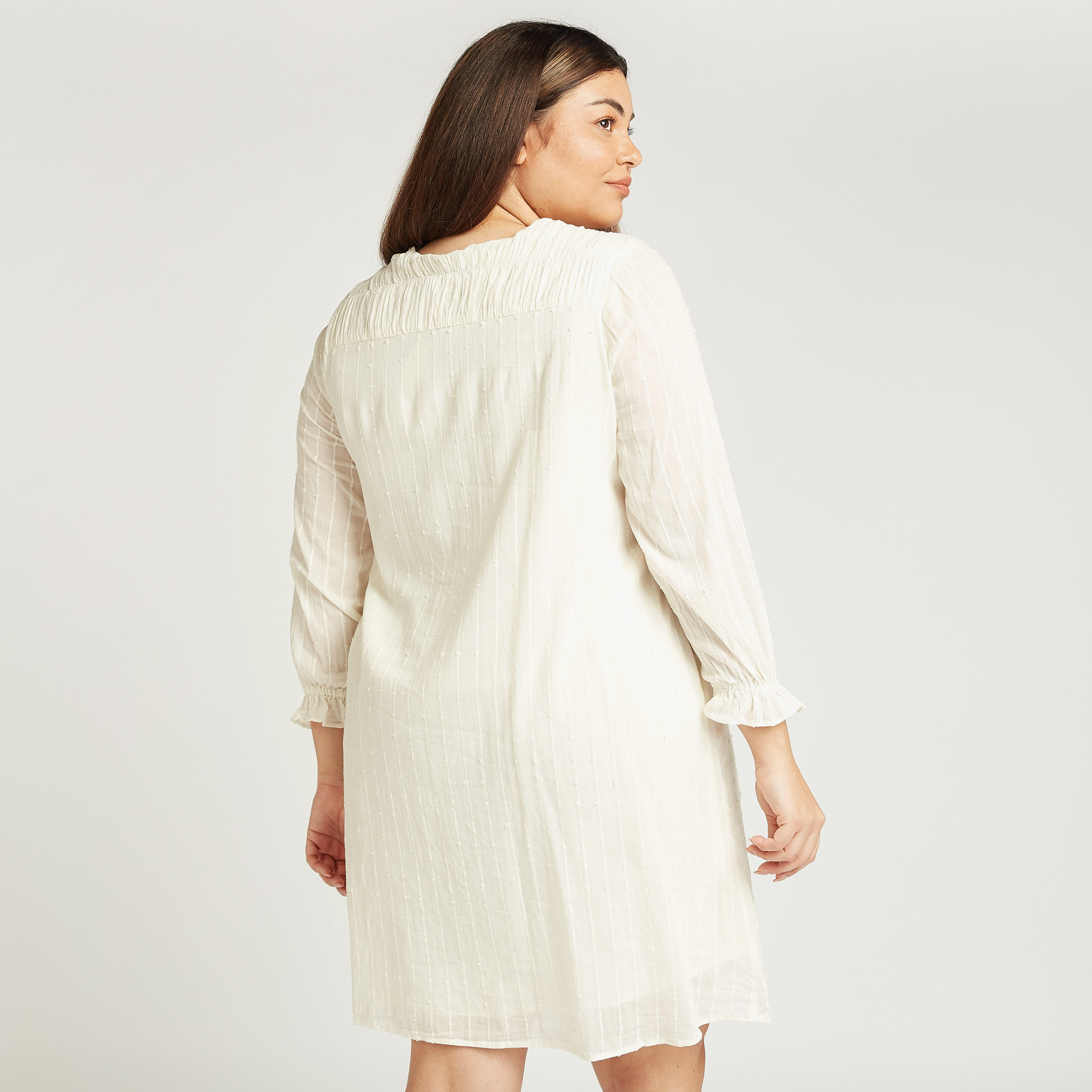 تونيك بارزة الملمس بياقة V وأكمام طويلة-women-clothing-shirtsandblouses-blouses-image-4