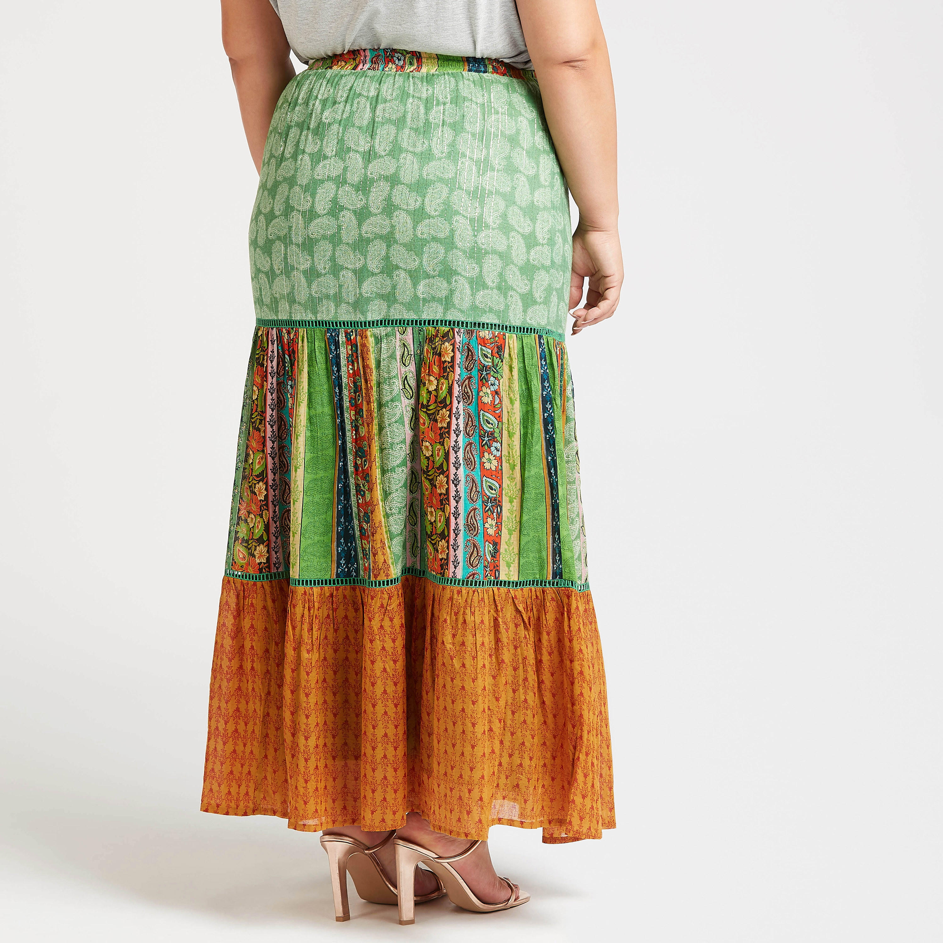تنورة إيه لاين طويلة بخصر مطّاطي وأربطة وطبعات بيزلي-women-clothing-bottoms-skirts-image-4