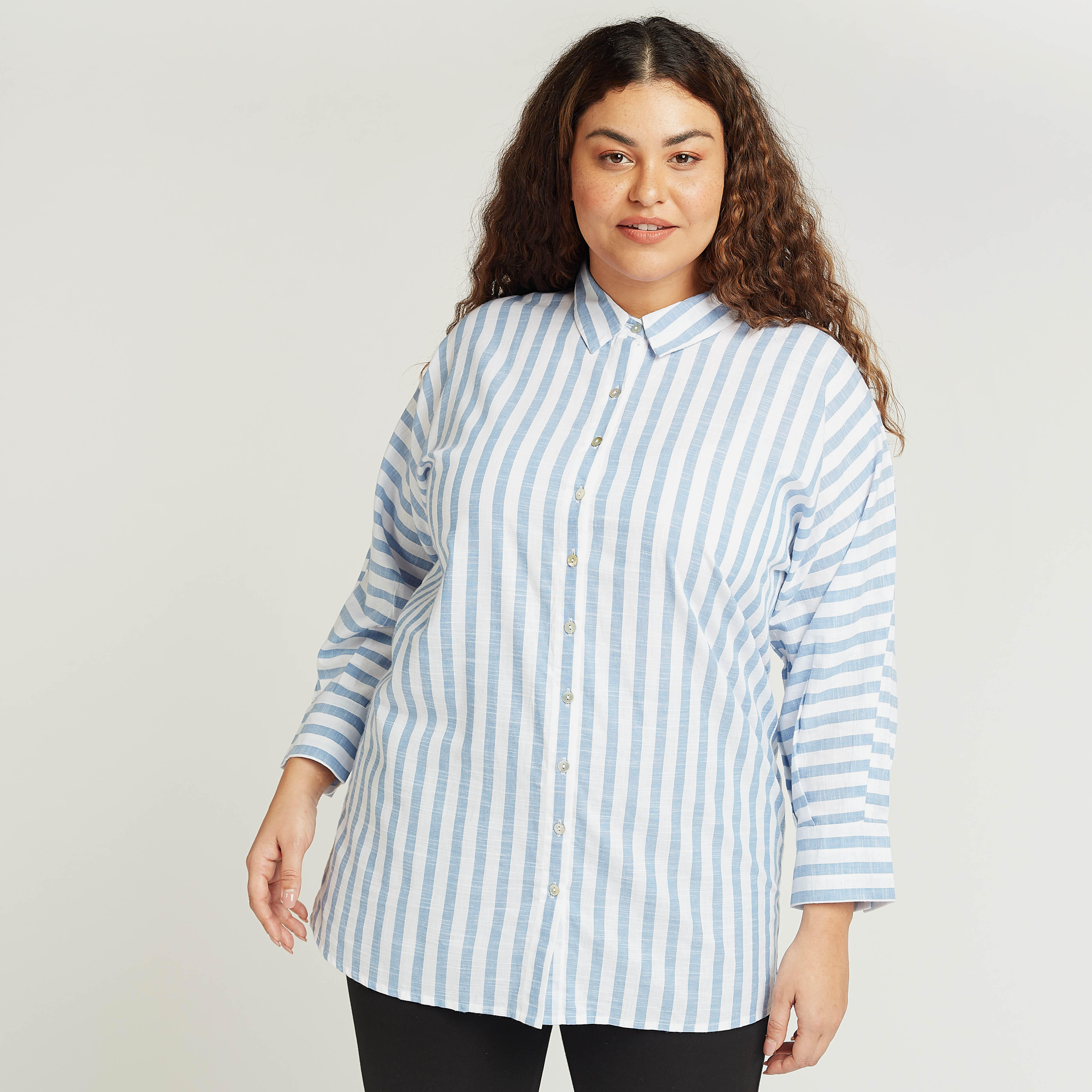 قميص مستدام مخطط بياقة عاديّة وأكمام طويلة-women-clothing-shirtsandblouses-blouses-image-1