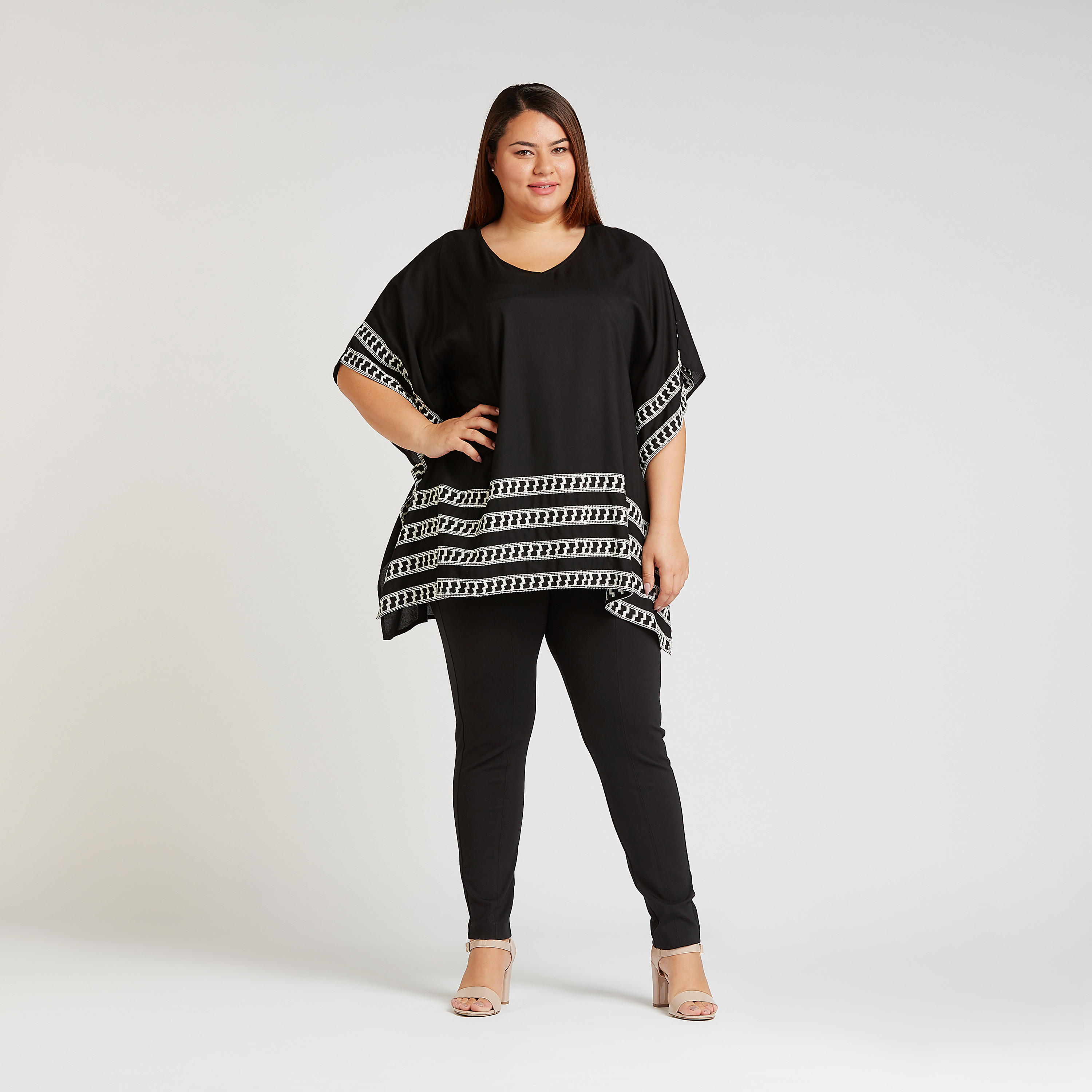 Embroidered Kaftan Tunic with V-neck and Extended Sleeves-women-clothing-shirtsandblouses-blouses-image-2
