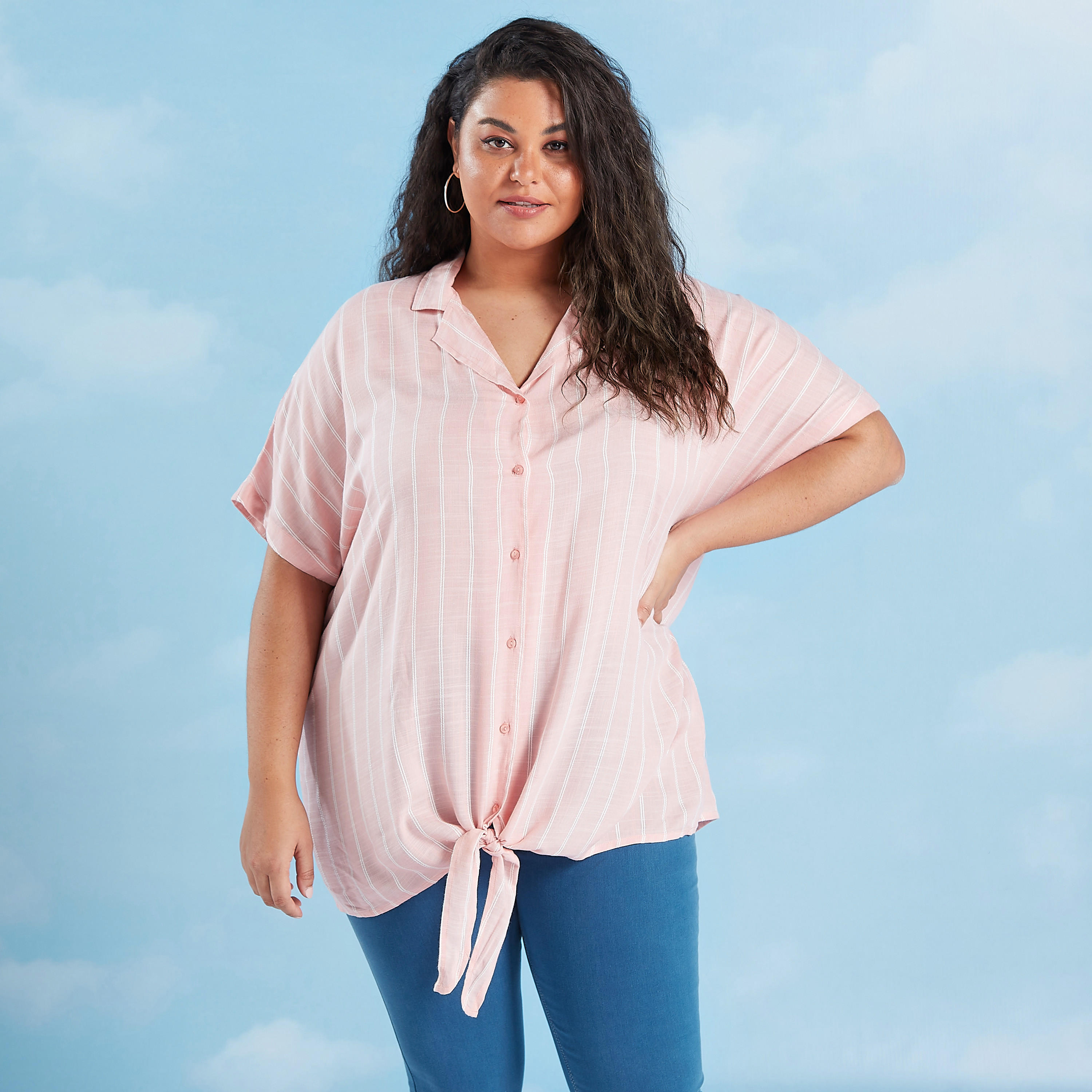 قميص مقلم بأكمام قصيرة وأربطة-women-clothing-shirtsandblouses-blouses-image-1