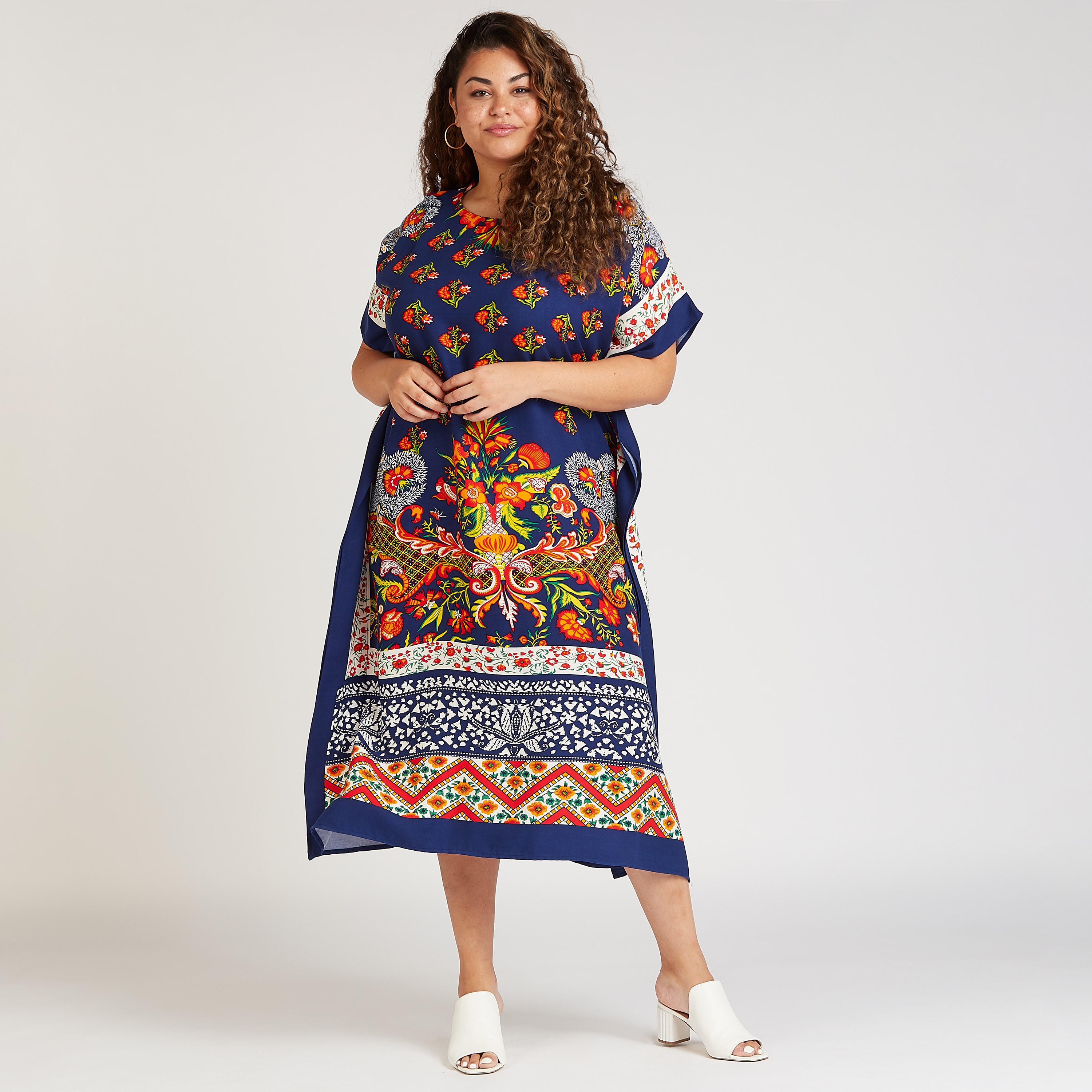 فستان إيه لاين ميدي بياقة مستديرة وأكمام قصيرة وطبعات-women-clothing-dresses-image-2