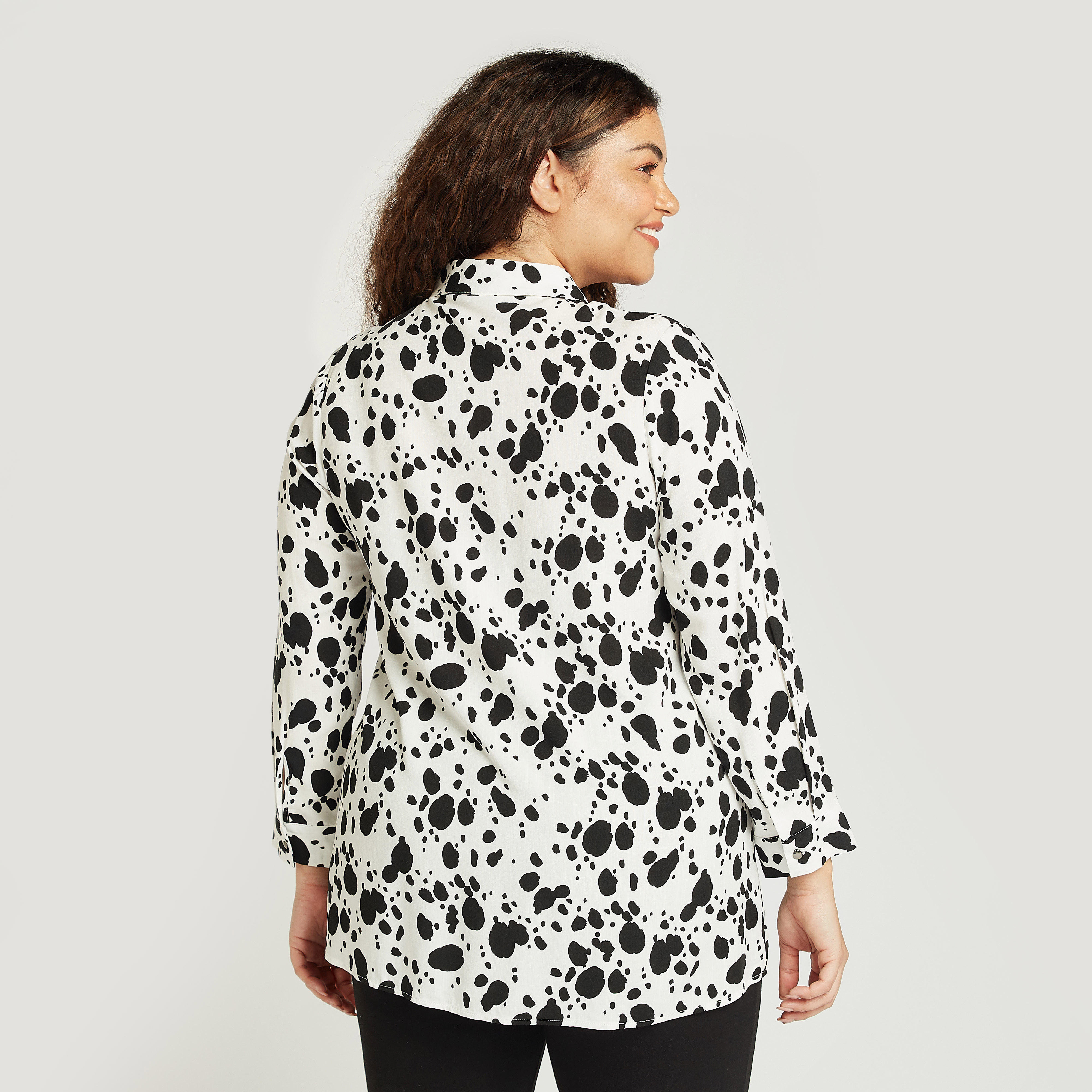 بلوزة بياقة عاديّة وأكمام طويلة وطبعات-women-clothing-shirtsandblouses-blouses-image-4