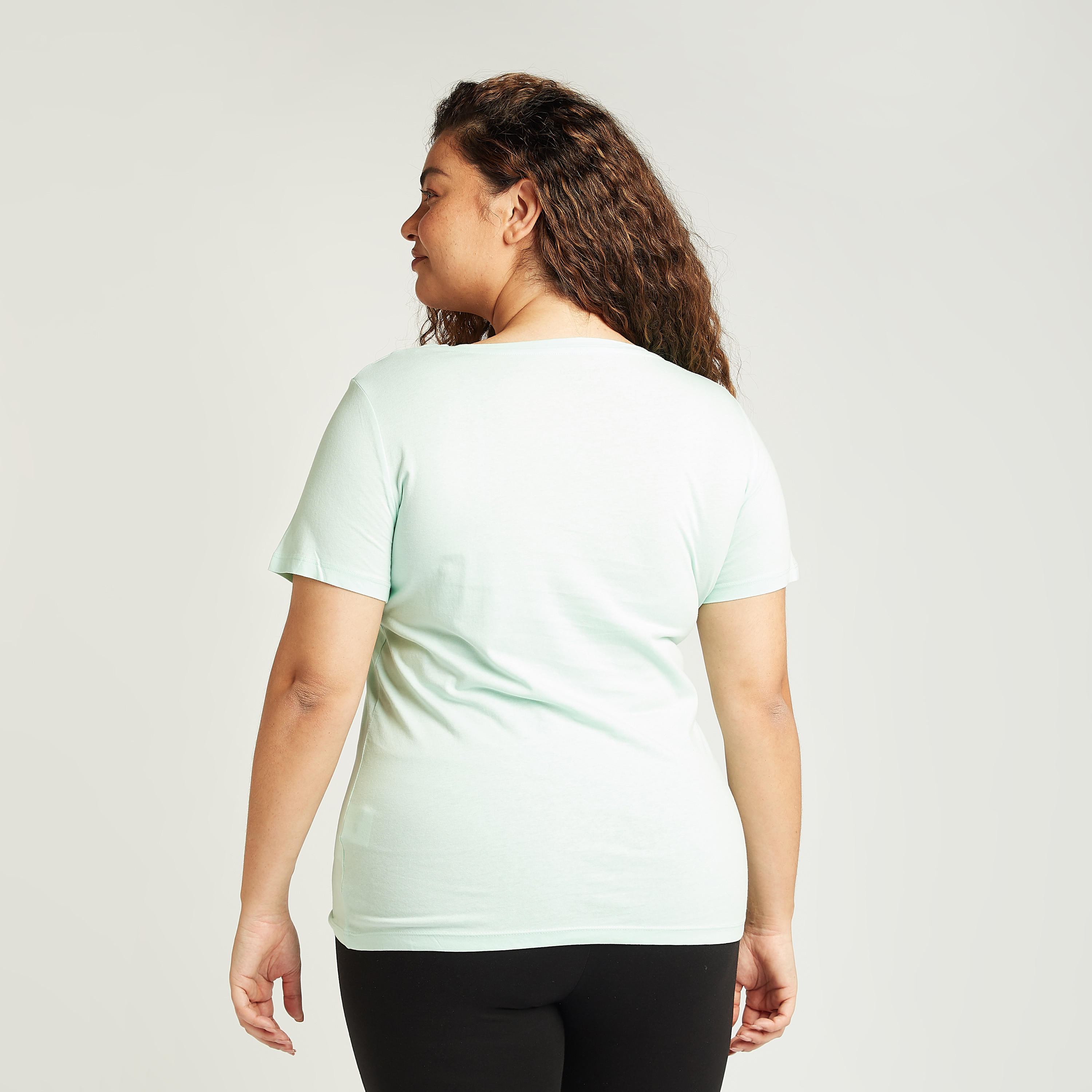 تيشيرت بياقة مستديرة وأكمام قصيرة وطبعات-women-clothing-tshirts-image-4