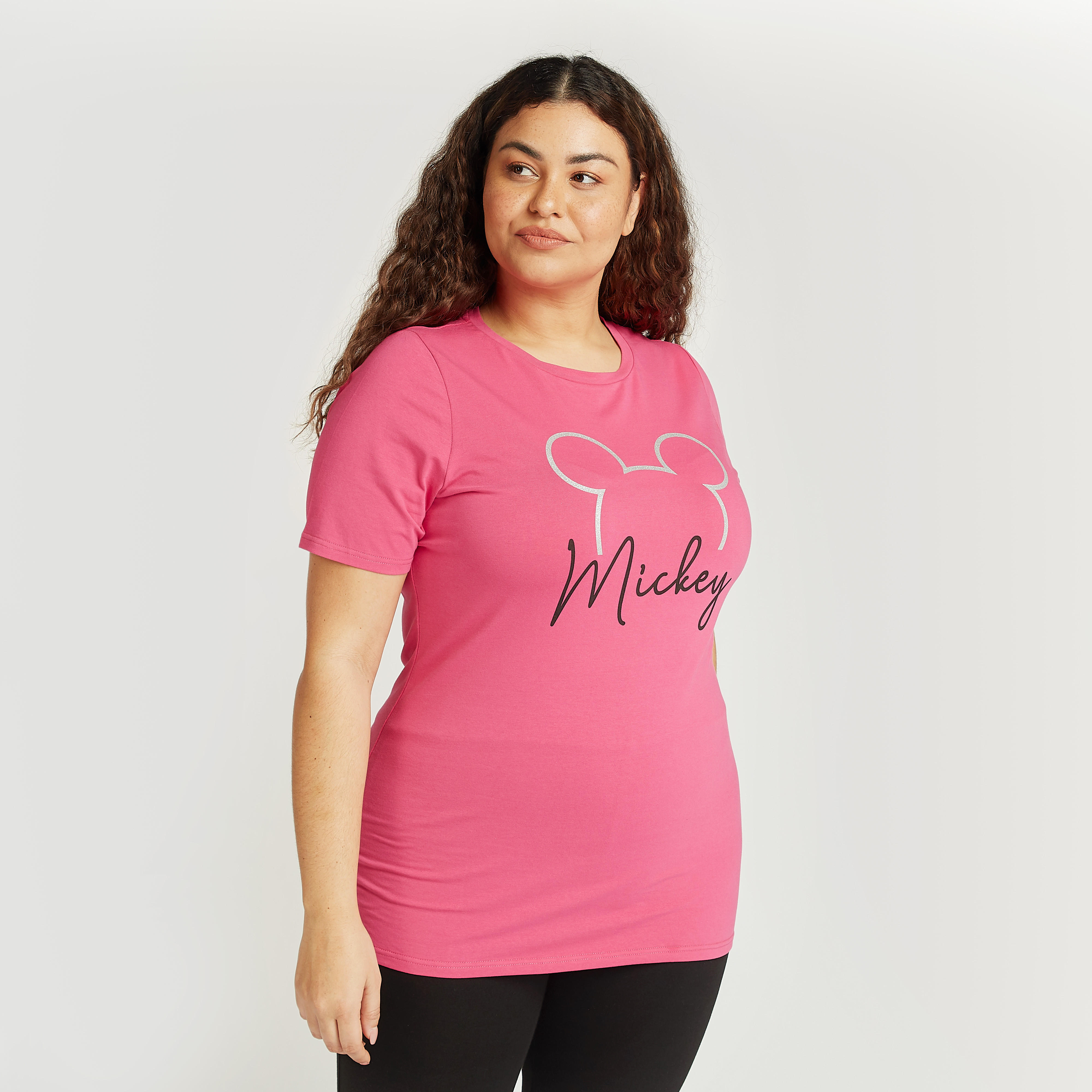 تيشيرت بياقة مستديرة وأكمام قصيرة وطبعات ميكي ماوس-women-clothing-tshirts-image-1