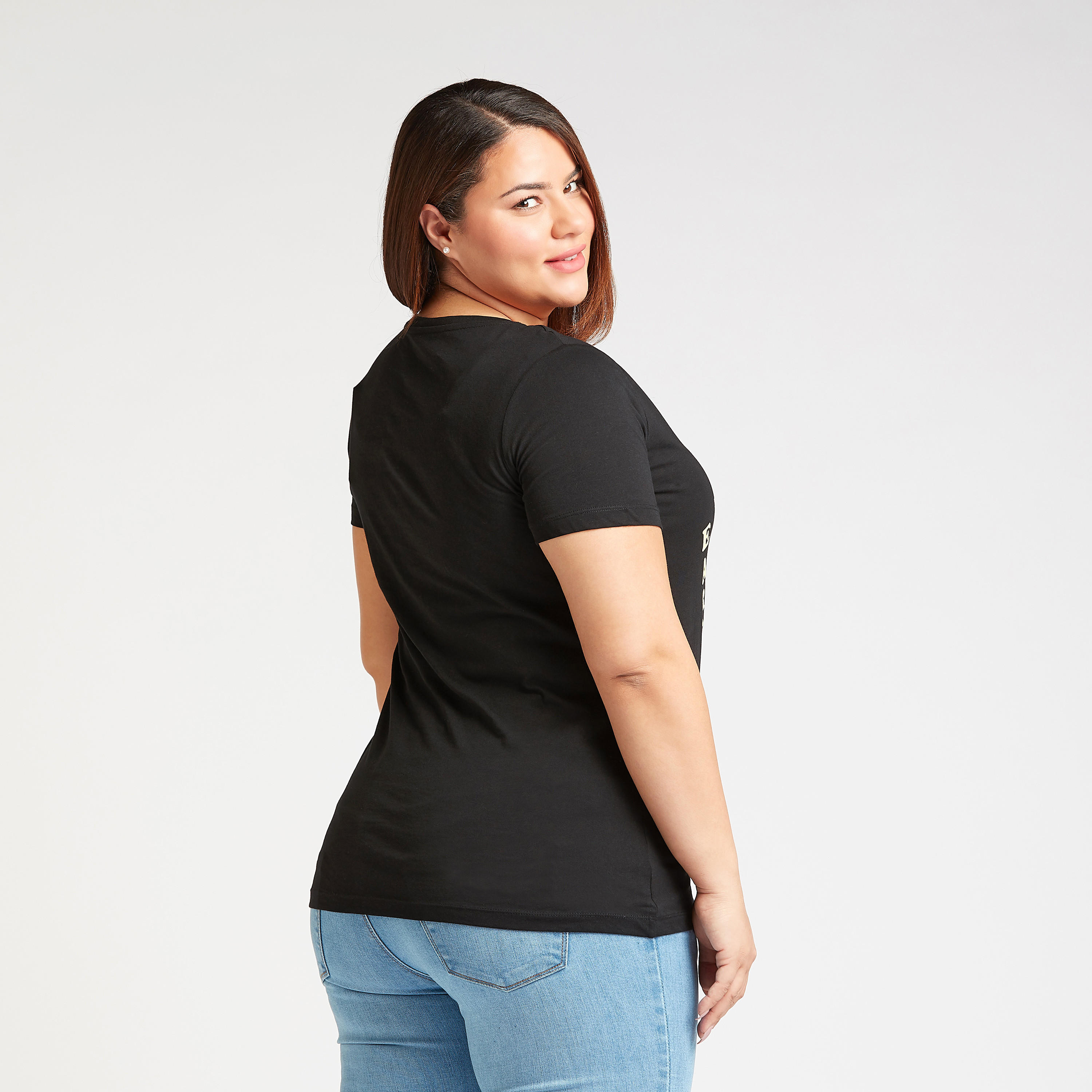 تيشيرت بياقة مستديرة وأكمام قصيرة وطبعات تايبوغرافيك-women-clothing-tshirts-image-1