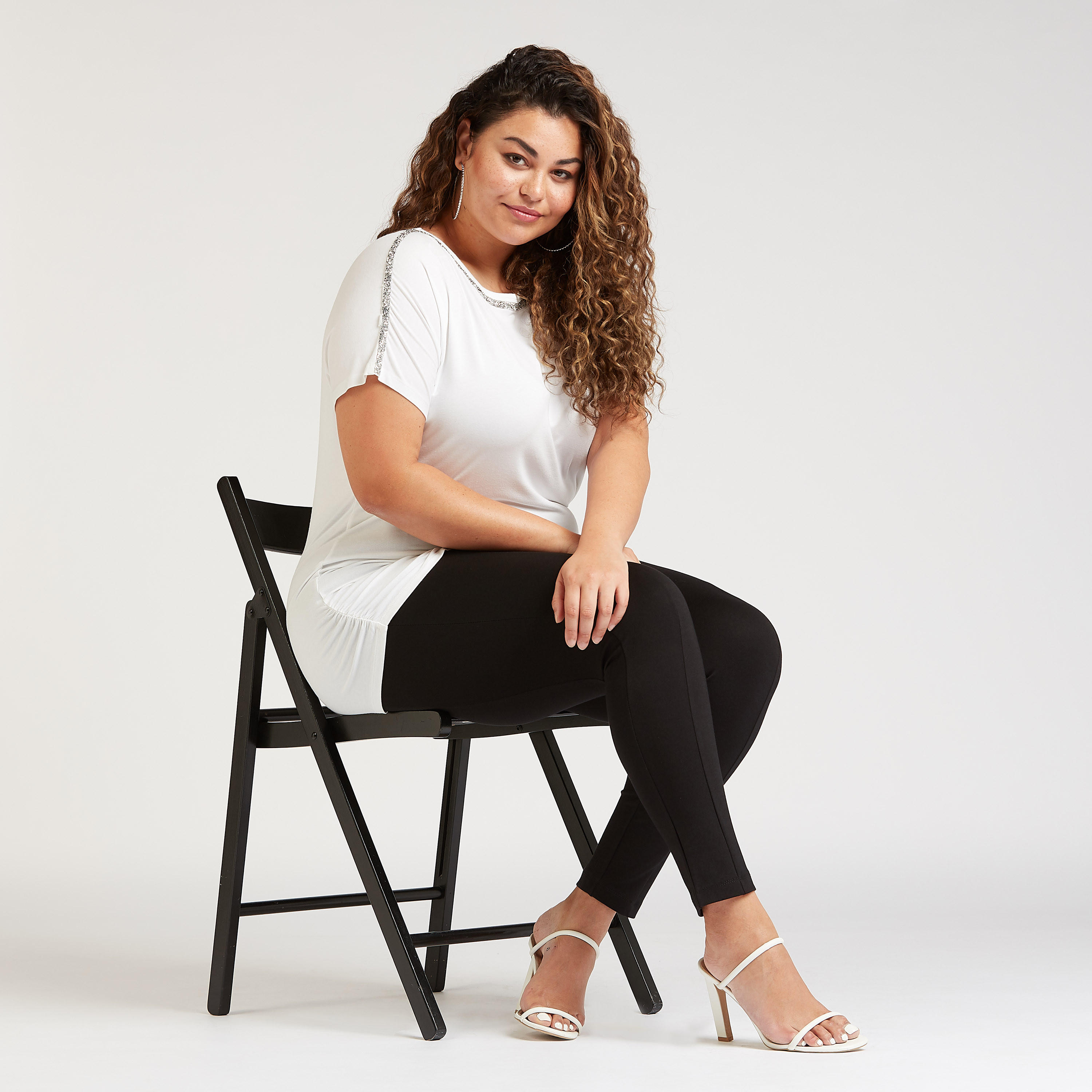 بنطلون ليقنز سادة بطول الكاحل بخصر مطّاطي-women-clothing-bottoms-leggings-image-2
