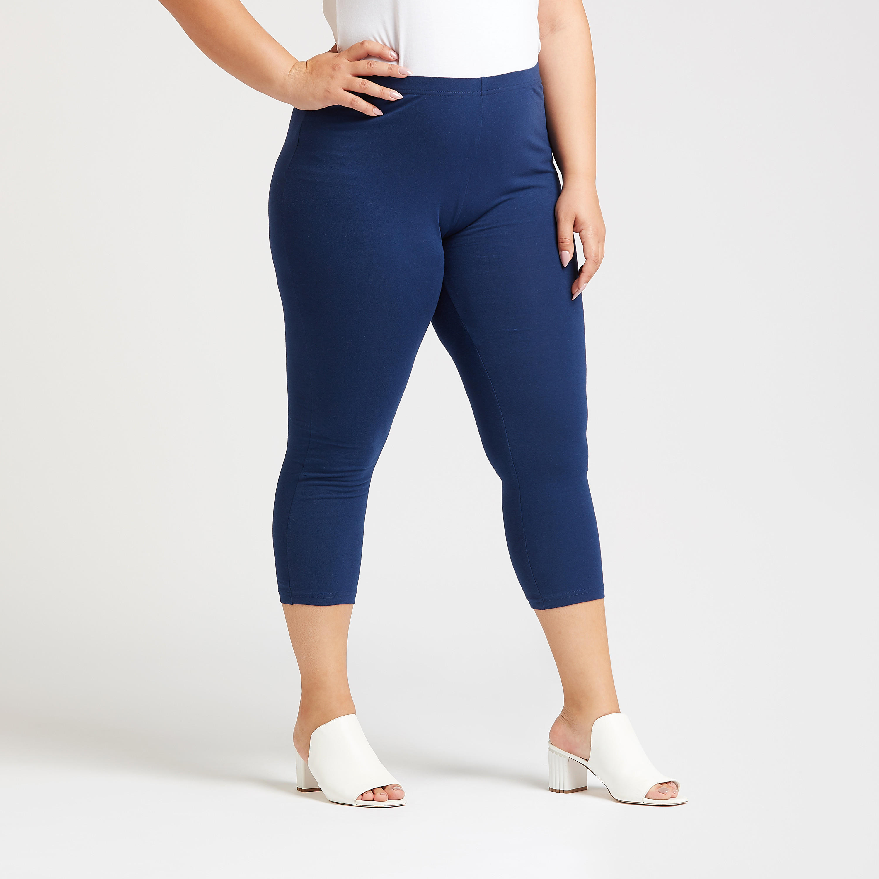 Slim Fit Solid 3/4 Mid-Rise Leggings with Elasticised Waistband-women-clothing-bottoms-leggings-image-1
